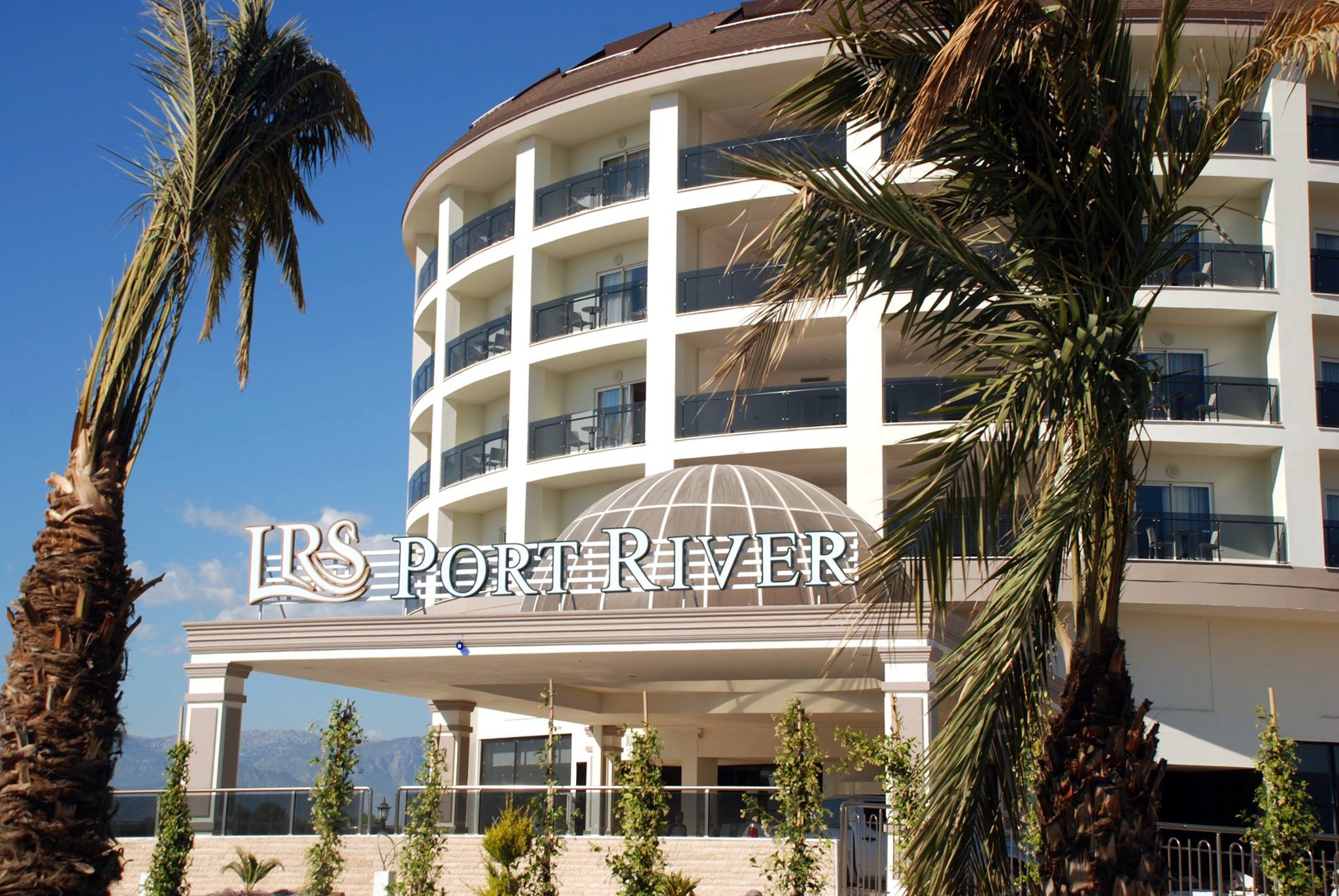 LRS Port River Hotel & Spa
