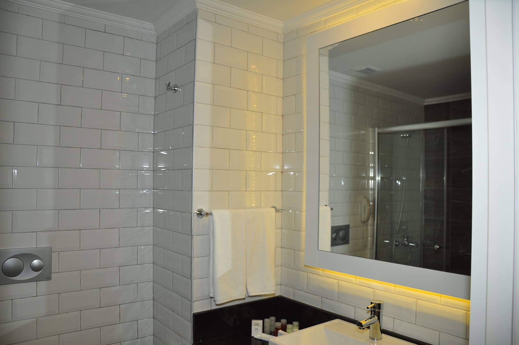 LRS Port River Hotel & Spa