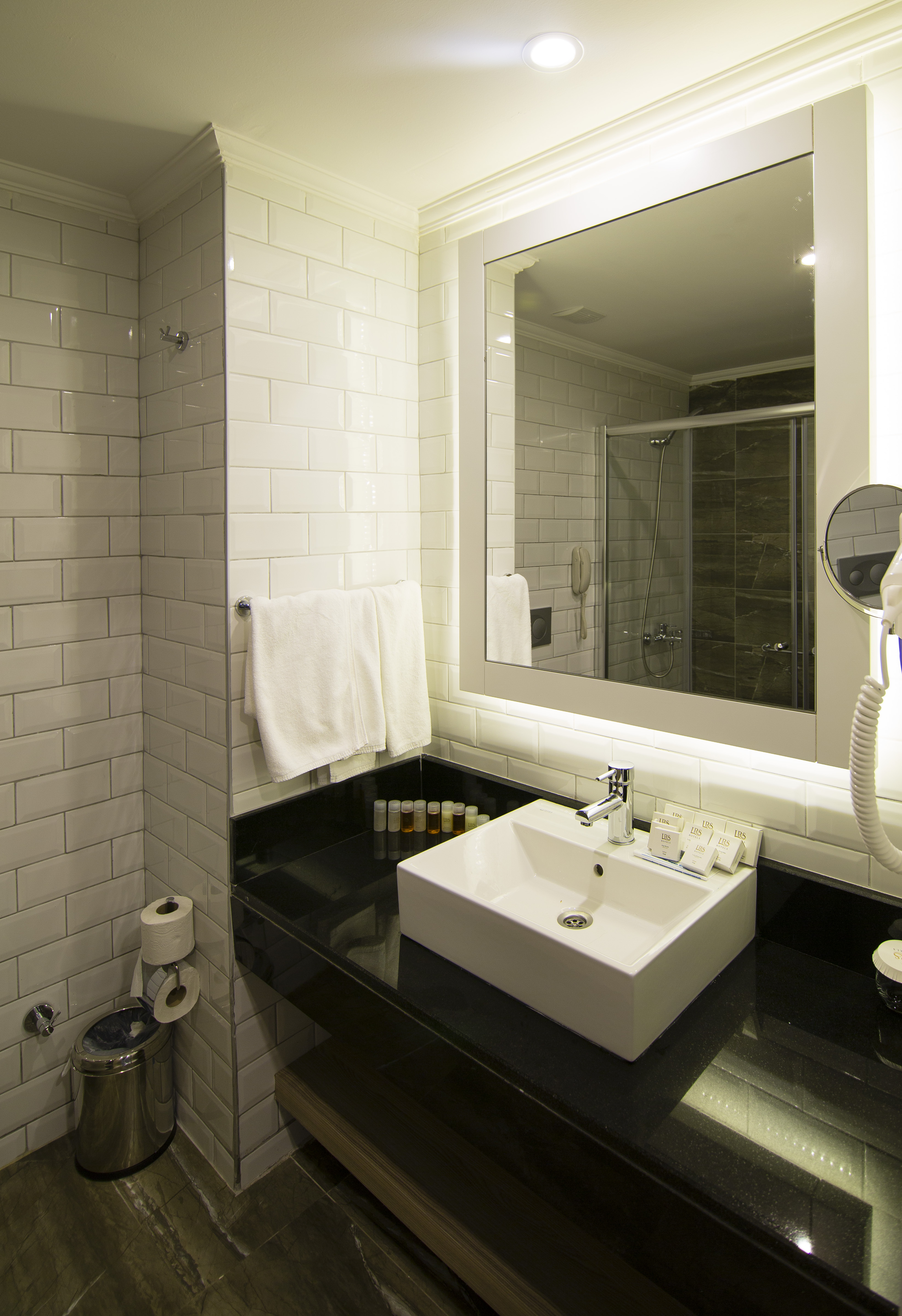 LRS Port River Hotel & Spa