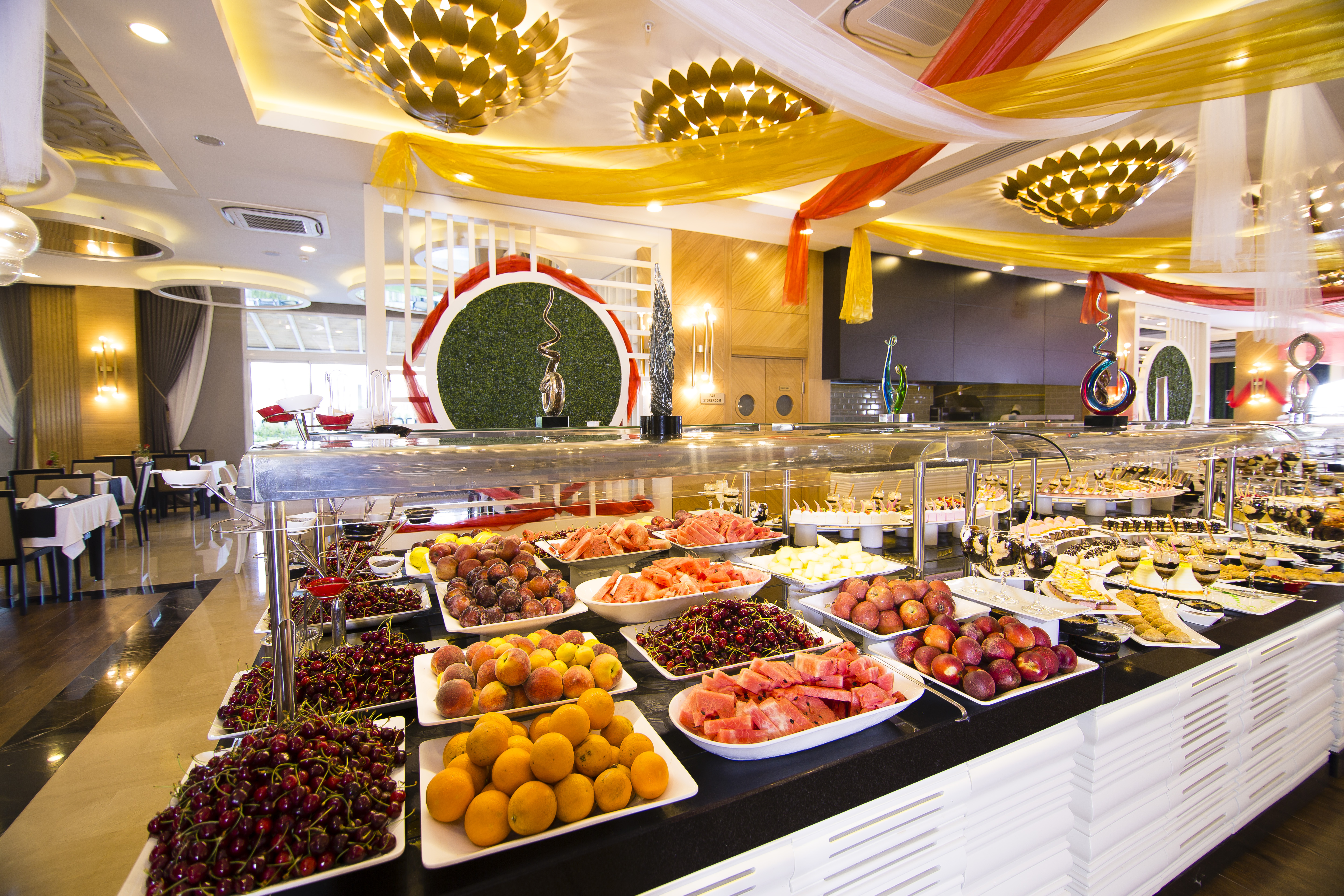 LRS Port River Hotel & Spa