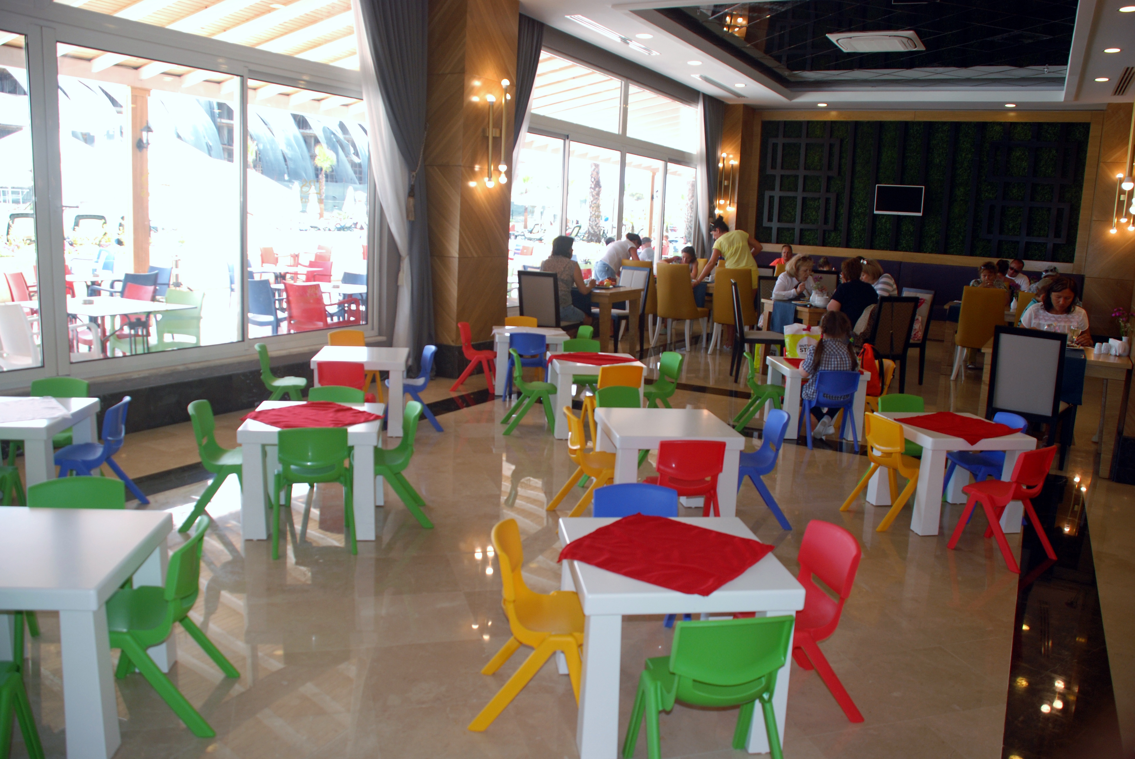 LRS Port River Hotel & Spa