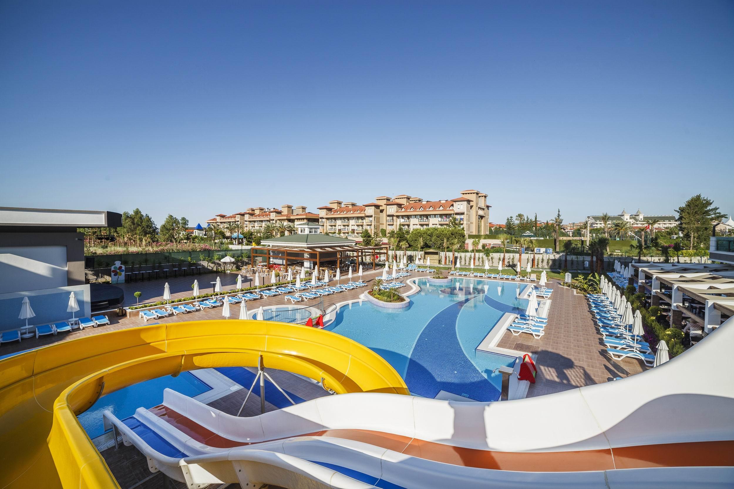 Luna Blanca Resort & Spa