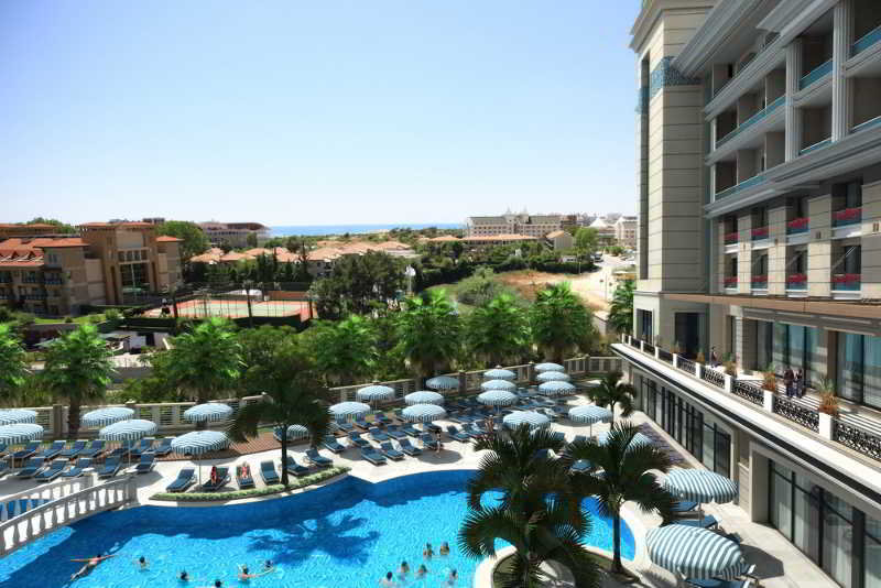 Luna Blanca Resort & Spa