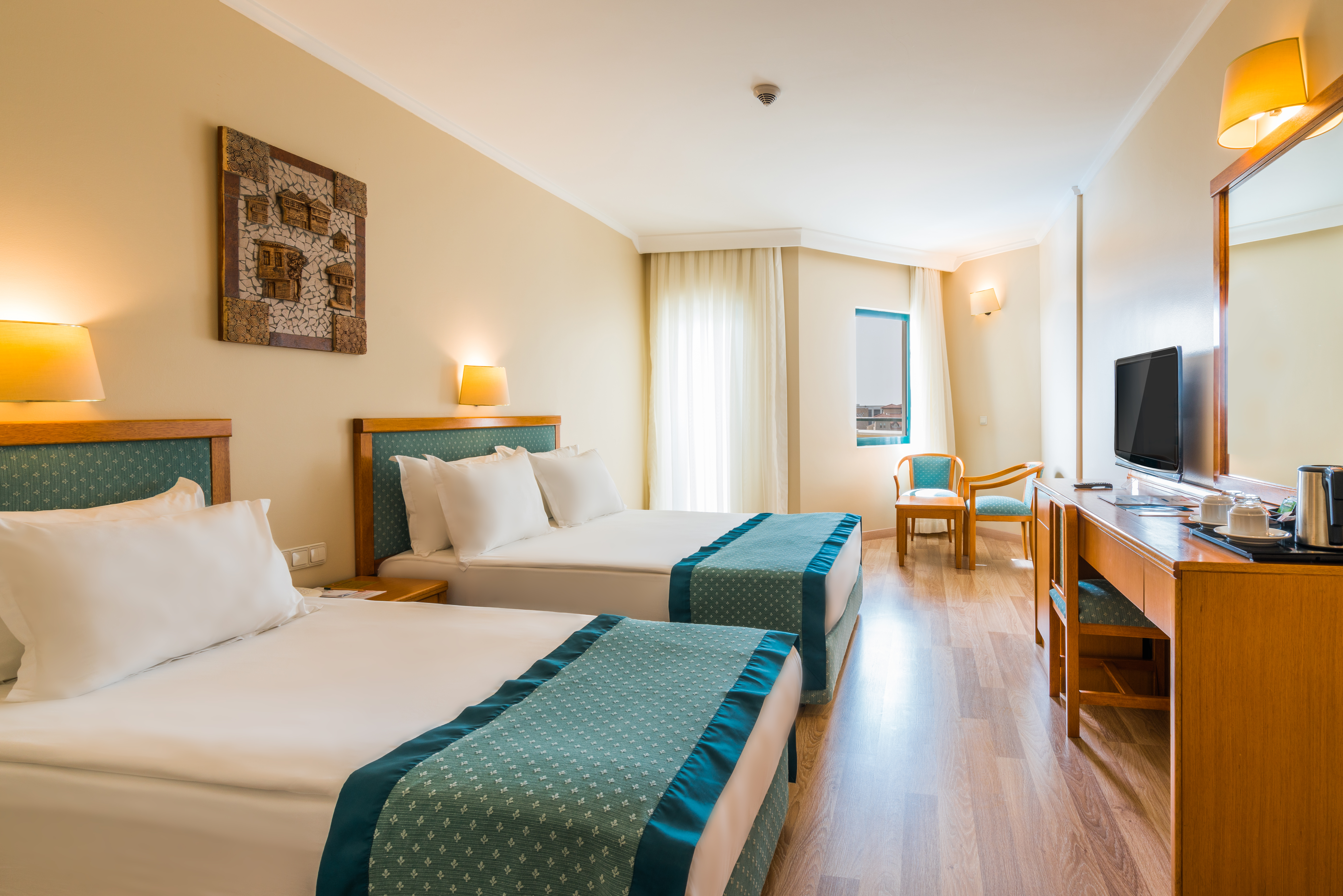 Miramare Queen Hotel