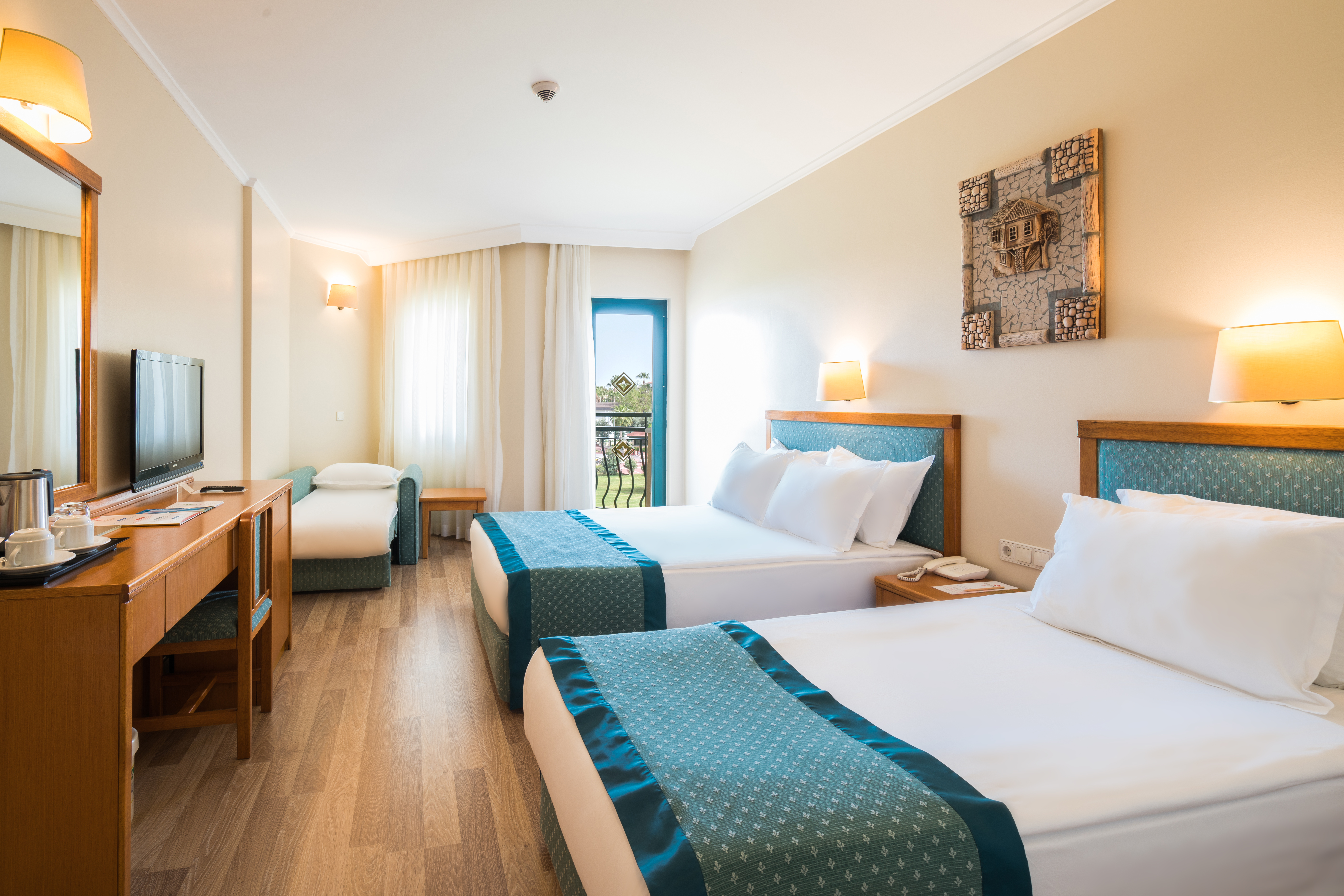 Miramare Queen Hotel