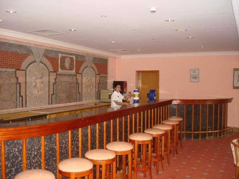 Miramare Queen Hotel