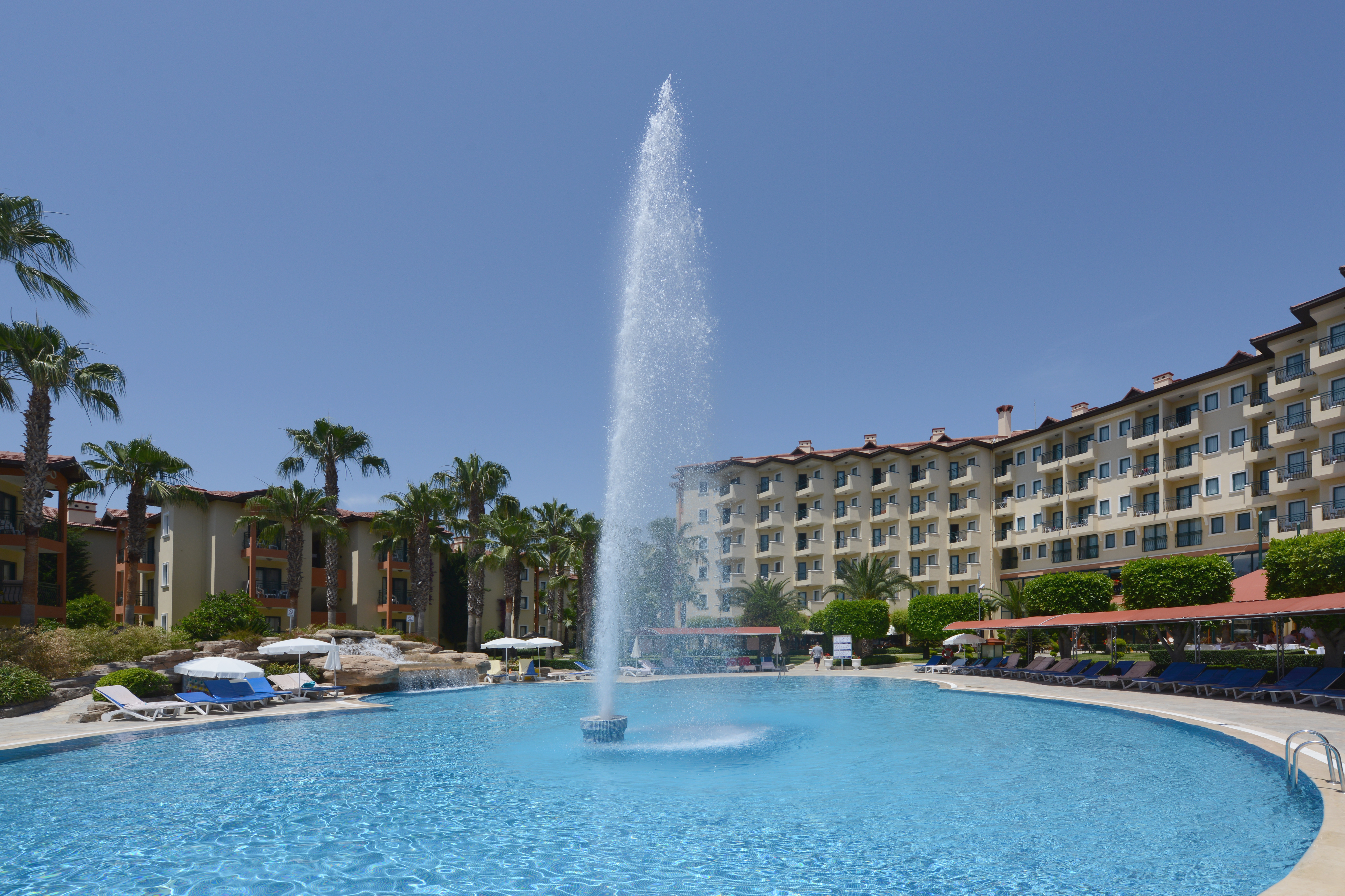 Miramare Queen Hotel