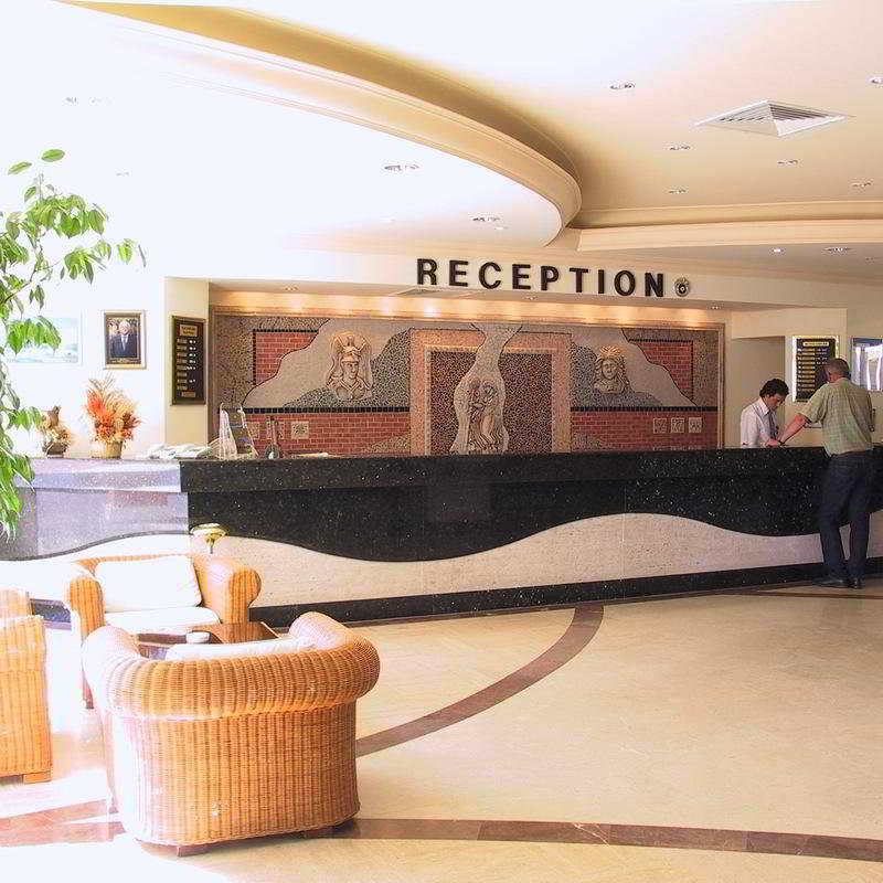 Miramare Queen Hotel