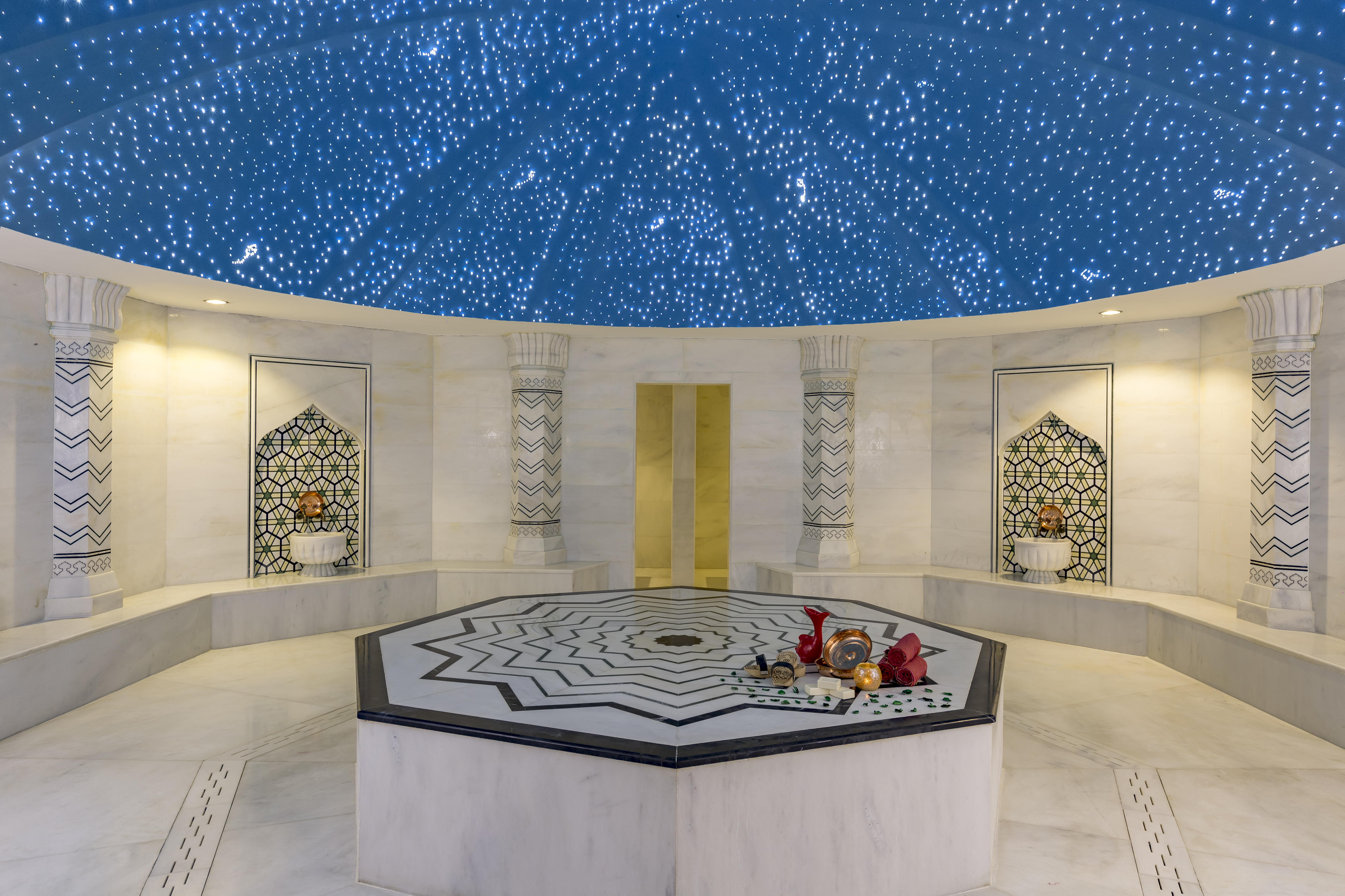 Royal Taj Mahal