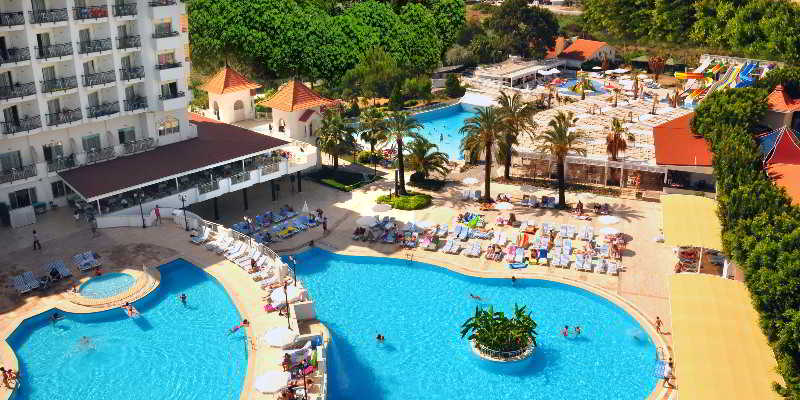 Serenis Hotel