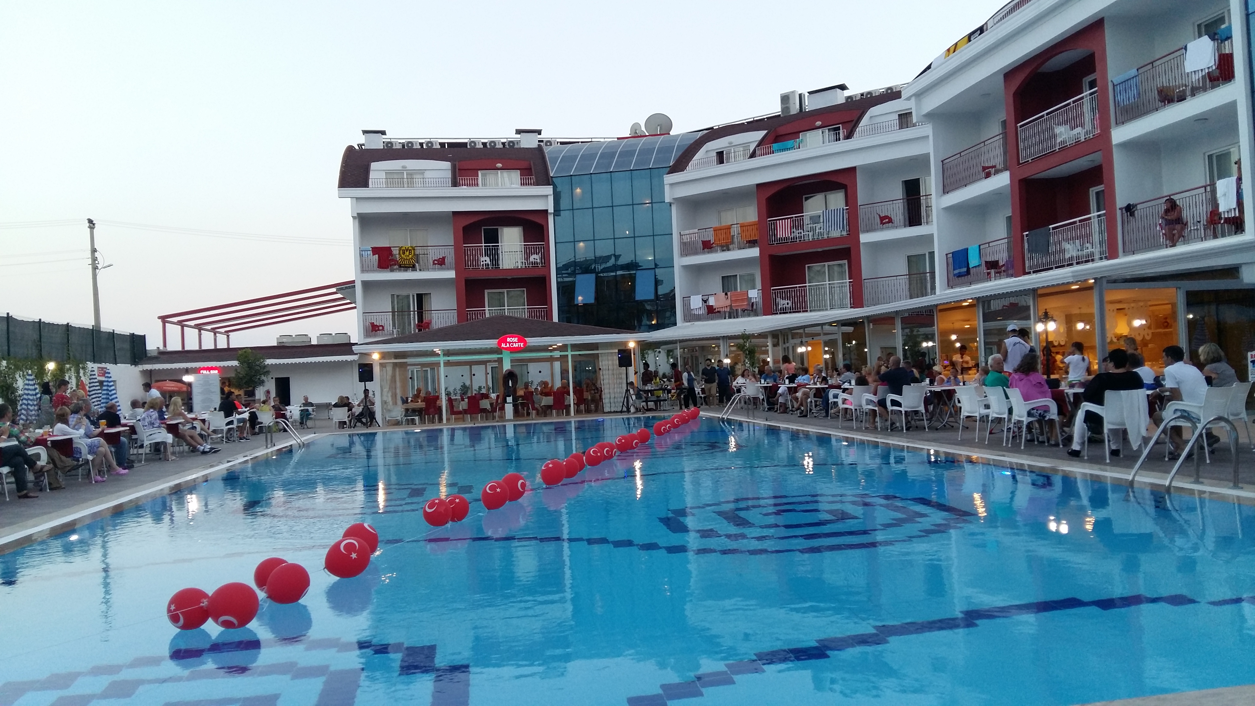 Side Legend Hotel