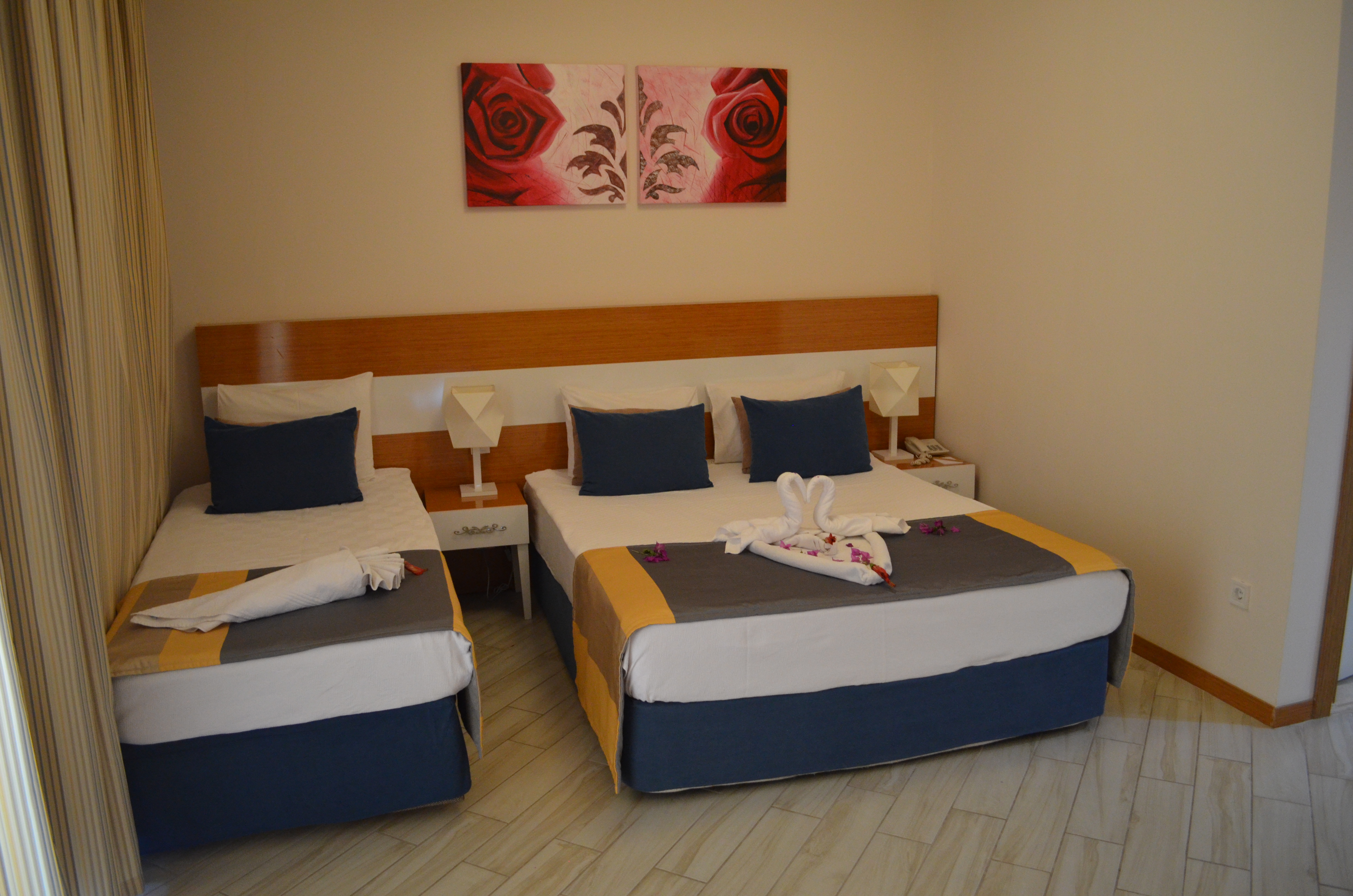 Side Legend Hotel