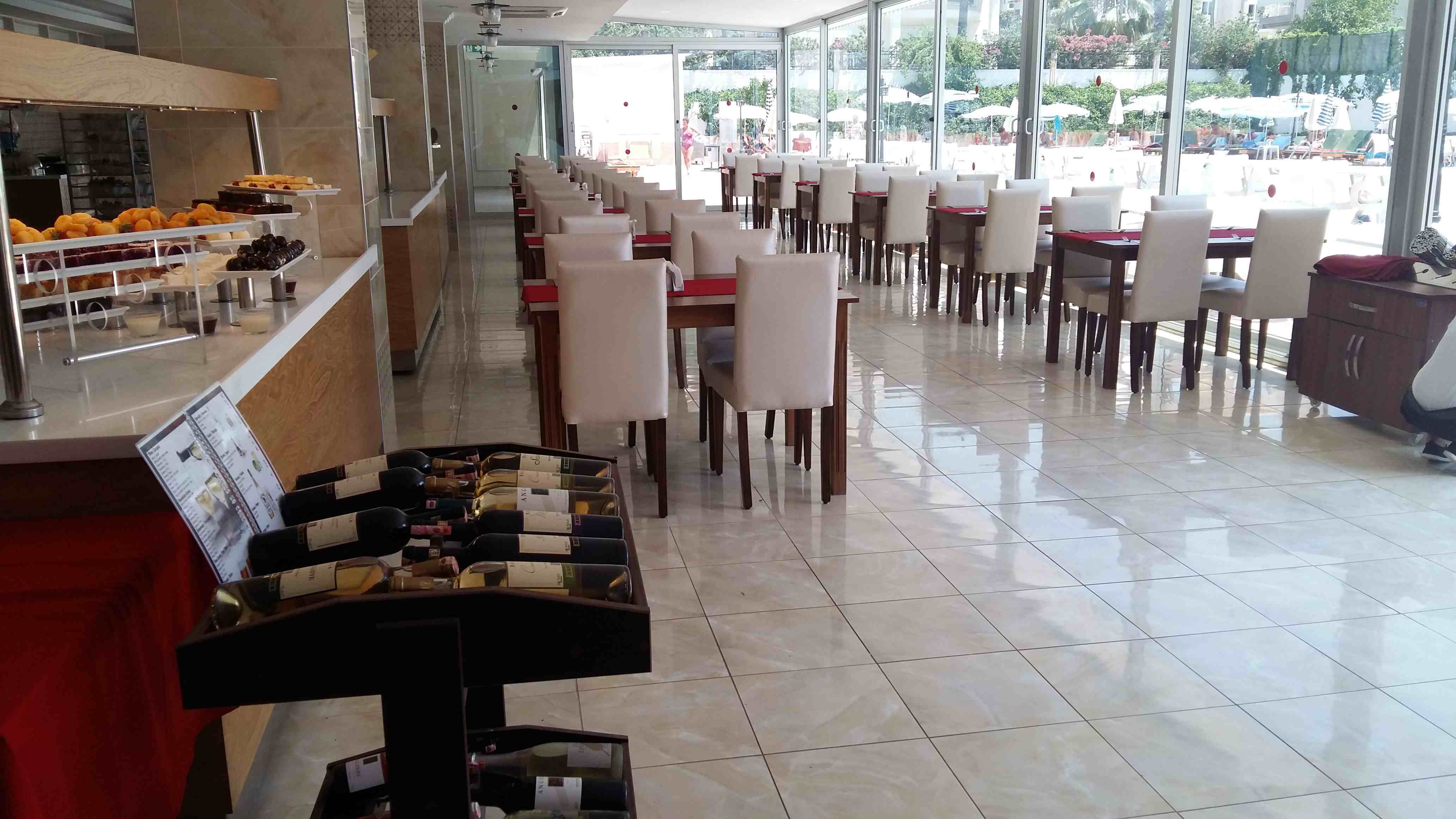 Side Legend Hotel