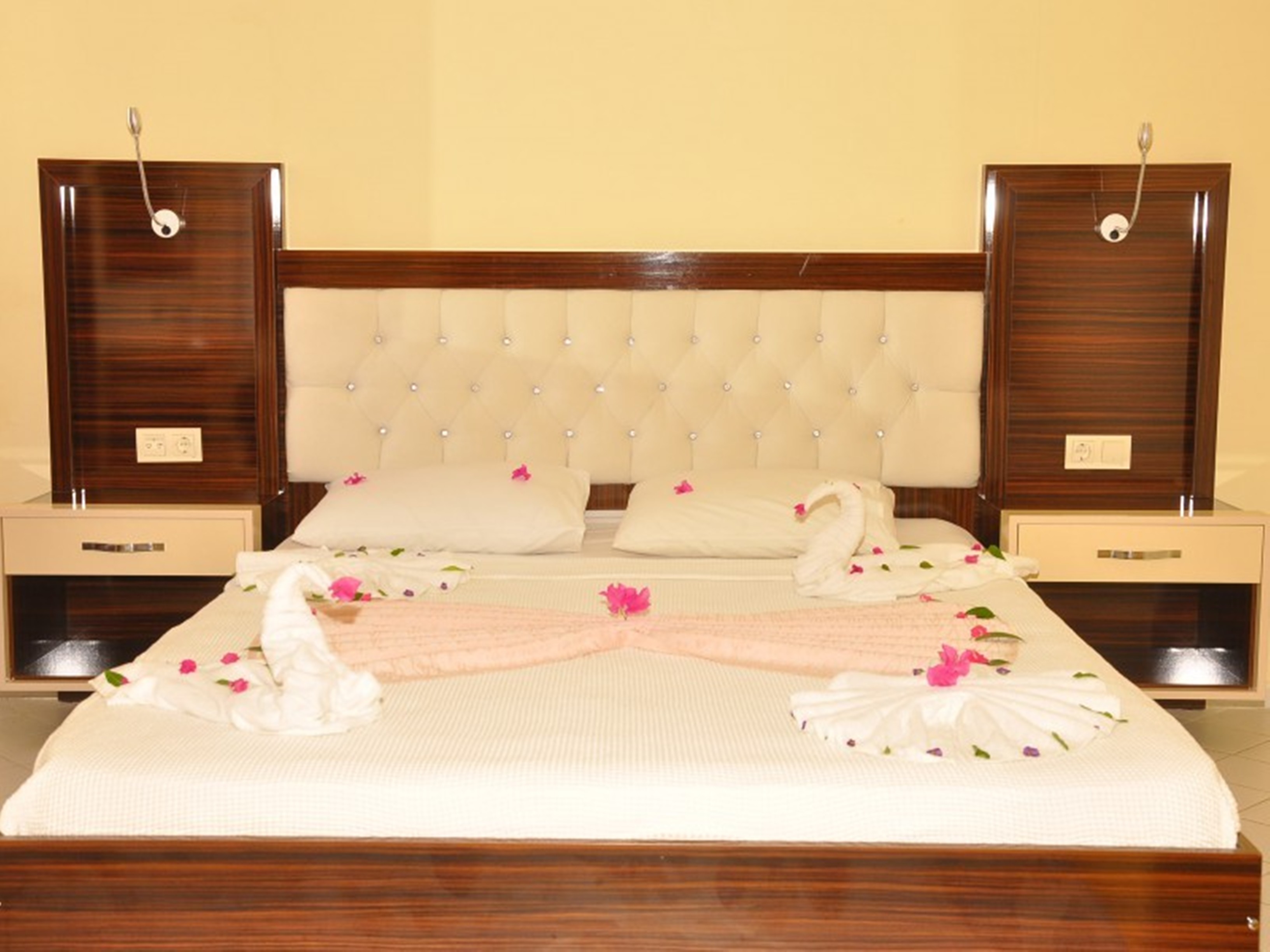 Side Amour Hotel