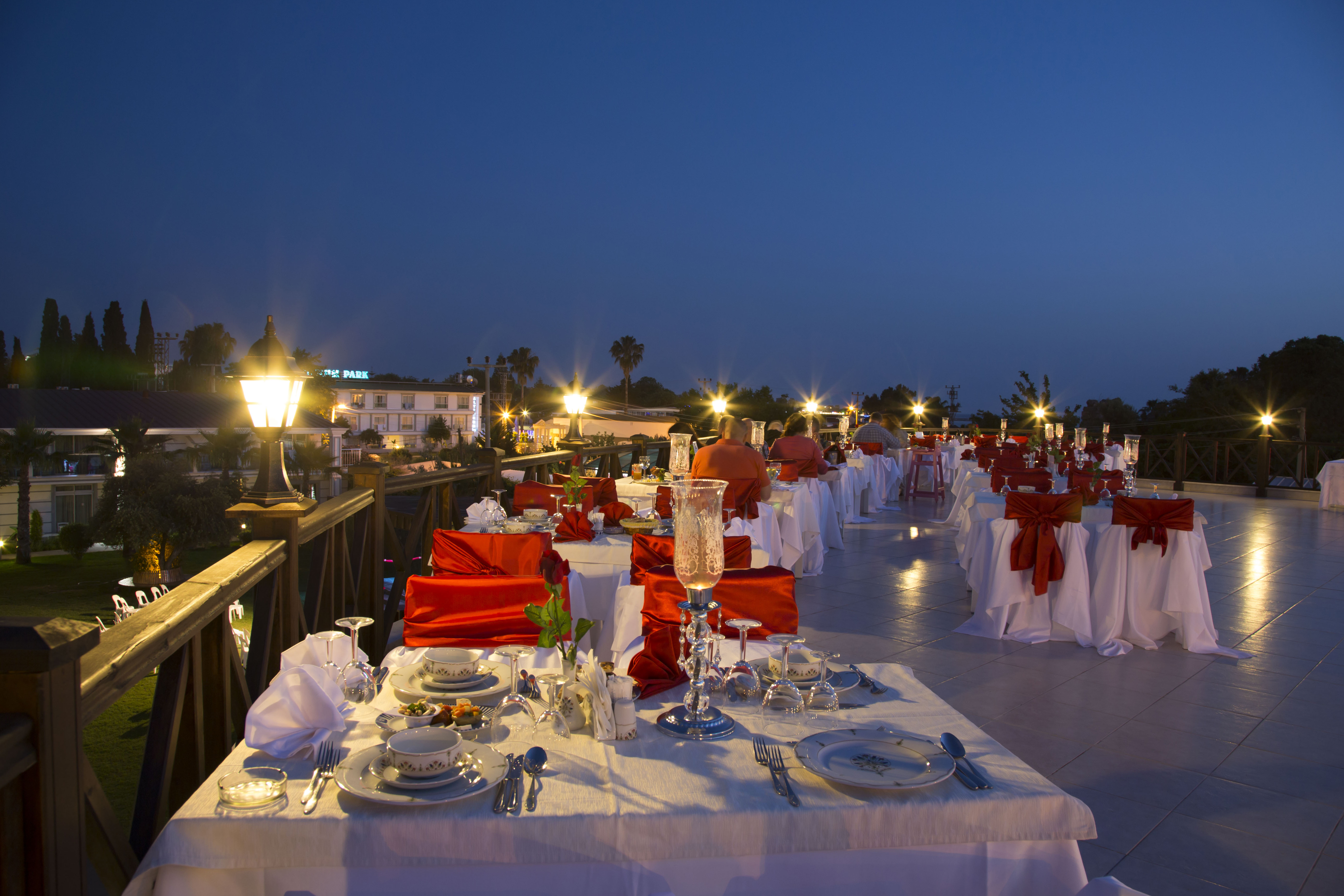 Sun Club Side