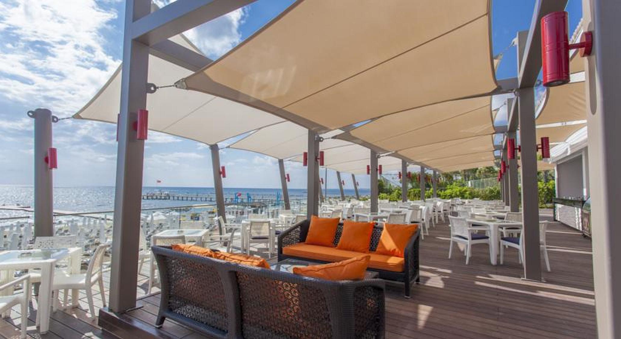 The Sense De Luxe Hotel