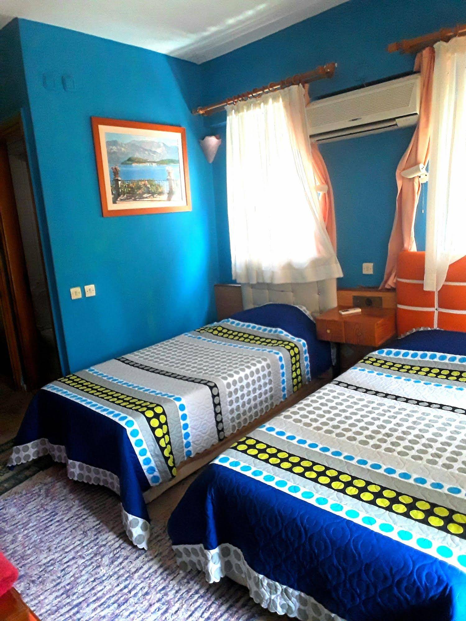 Tuana Hotel