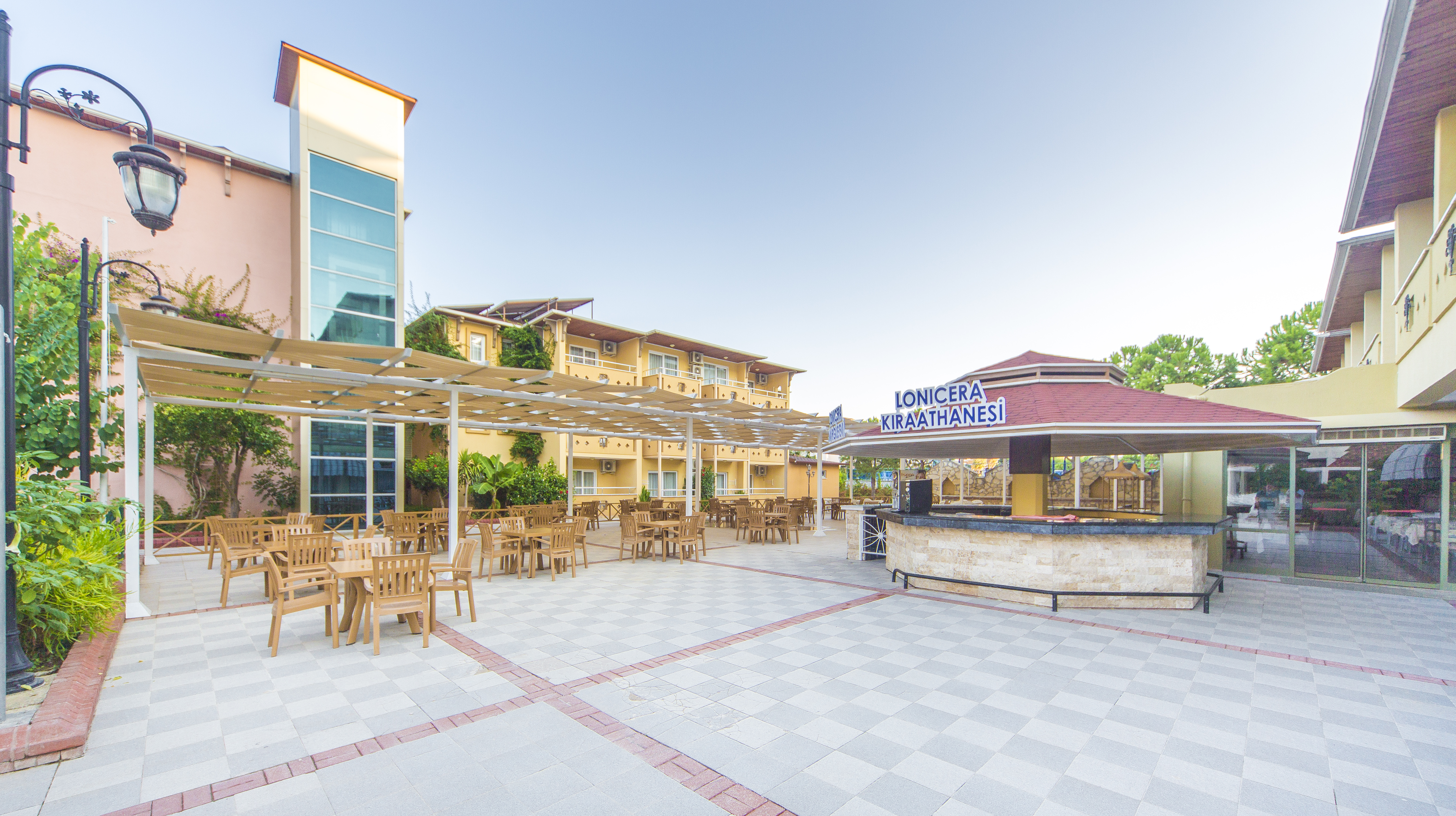 Lonicera World Hotel