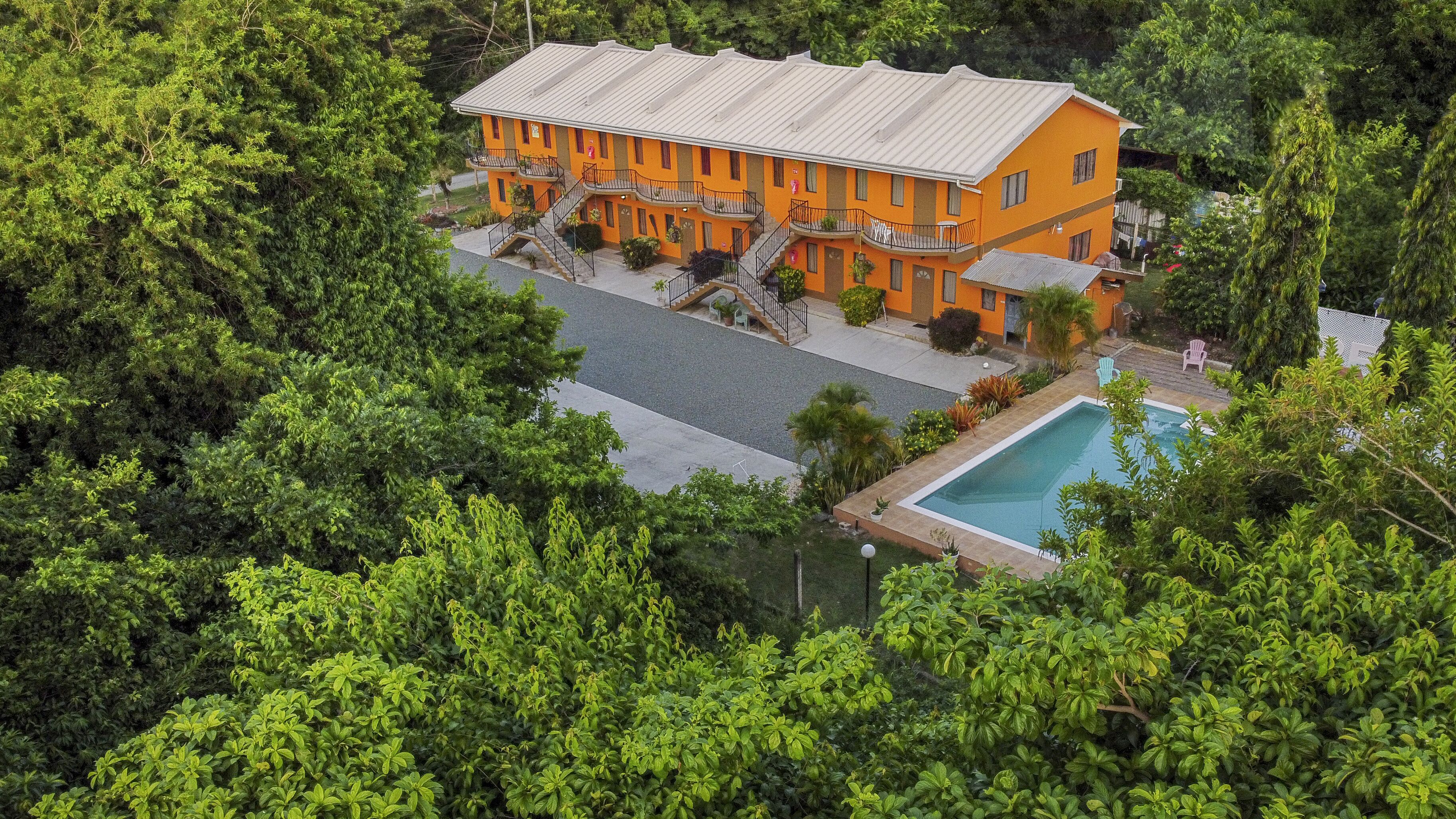 Eco Park Inn