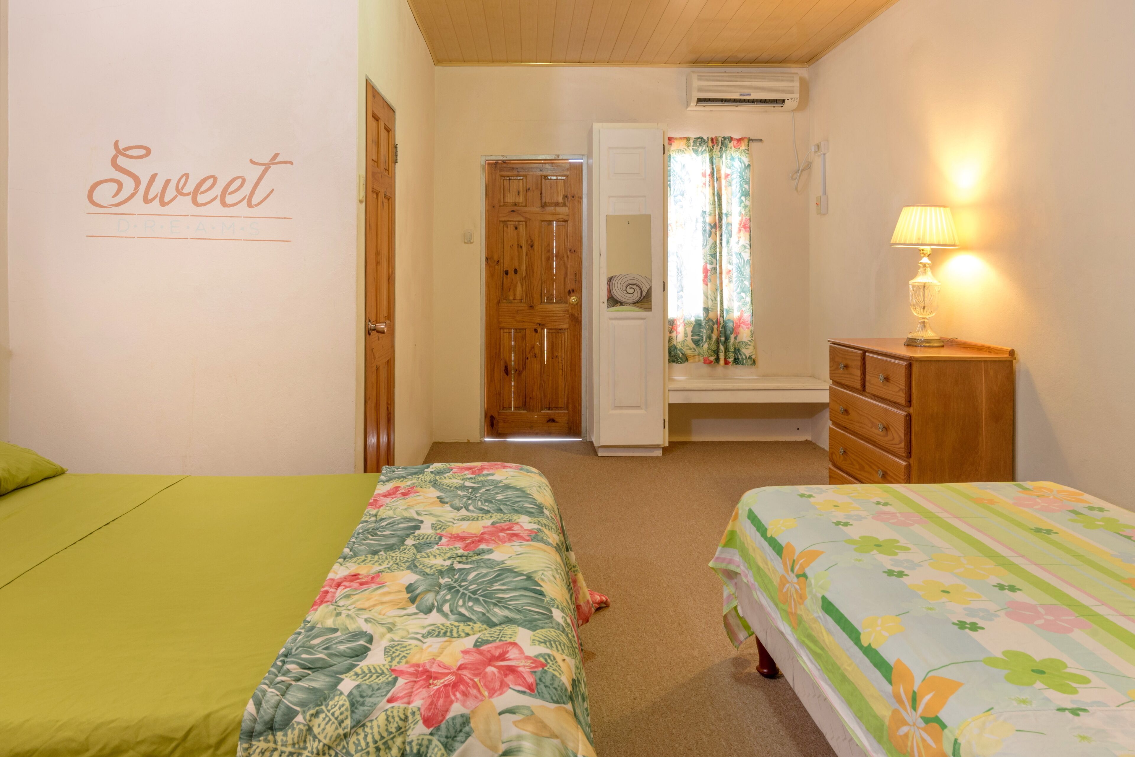 Eco Park Inn