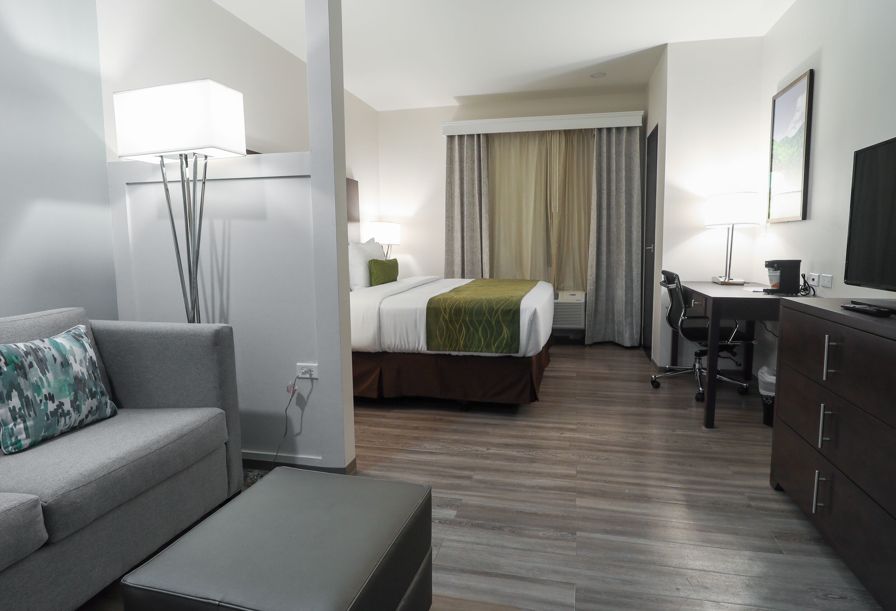 Comfort Inn & Suites