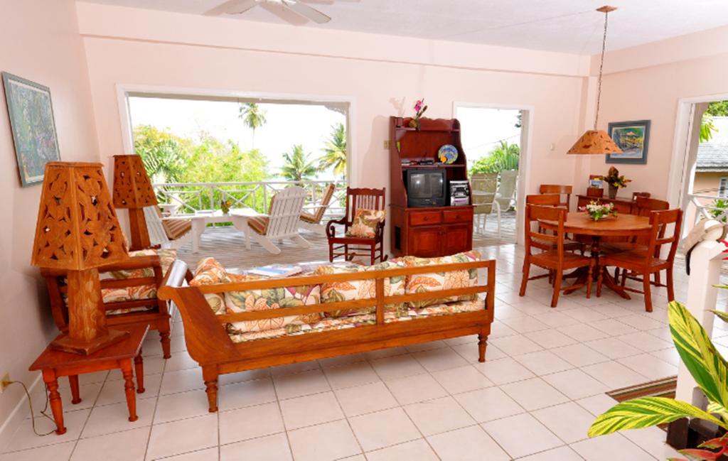 Plantation Beach Villas