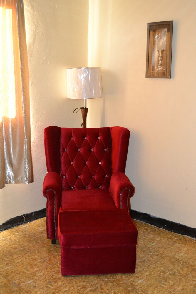 Metro Hotel Couva