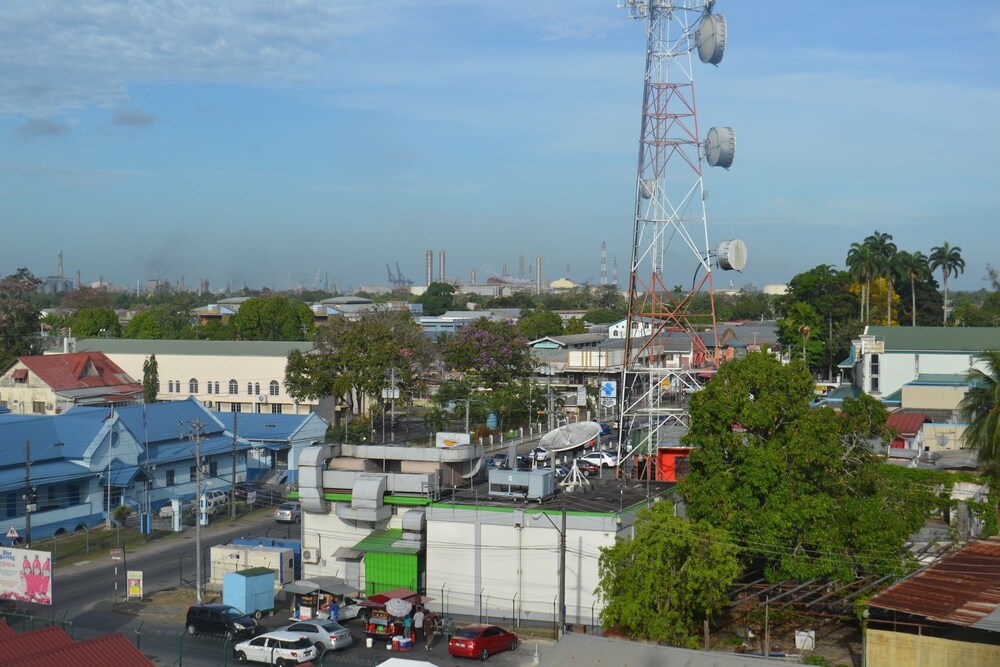 Metro Hotel Couva