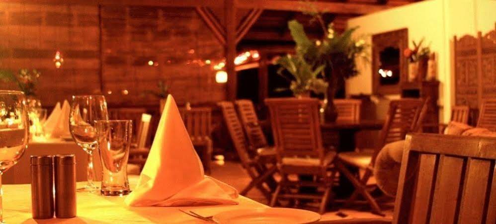Acajou Hotel