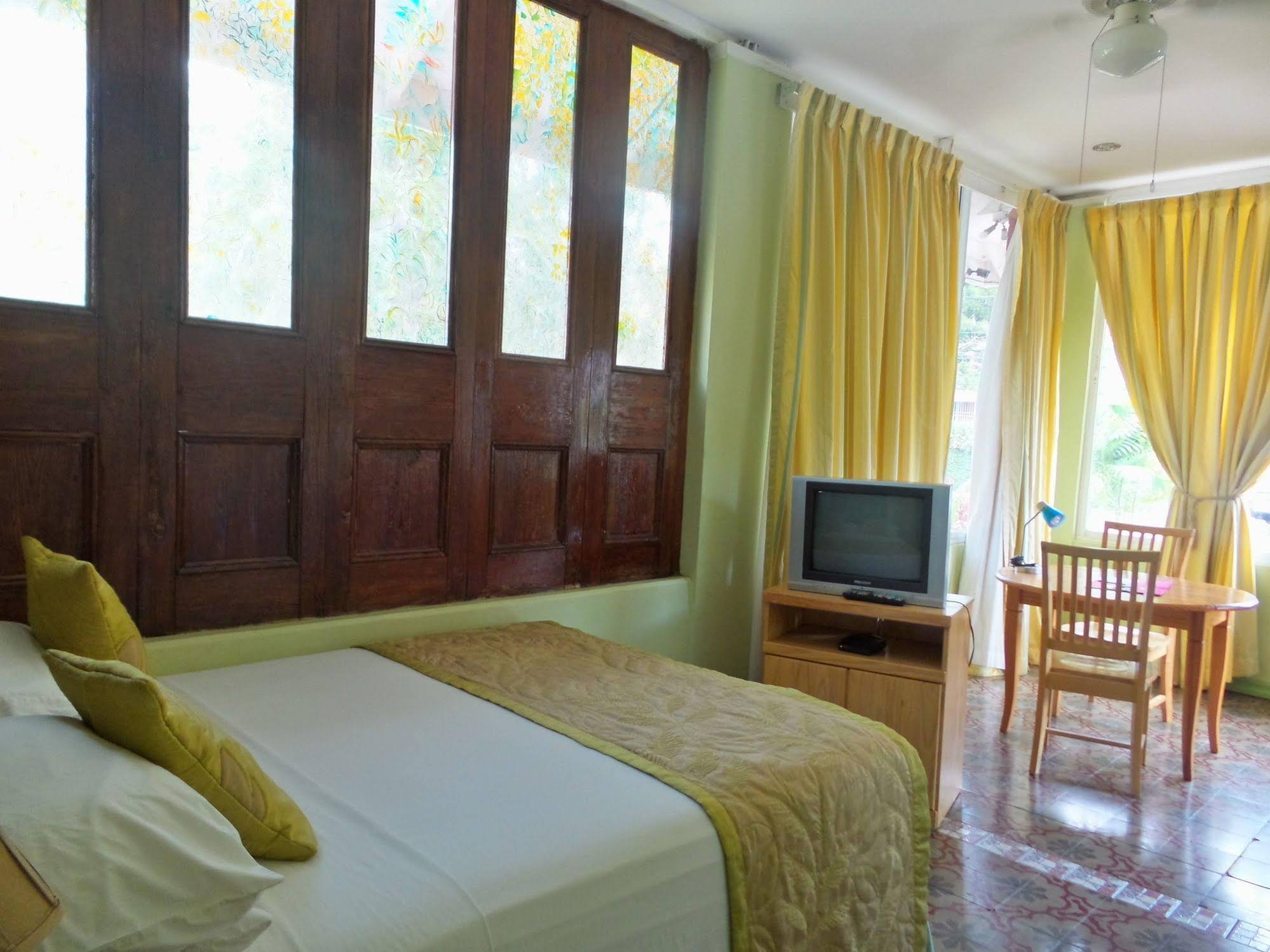 Heritage Inn