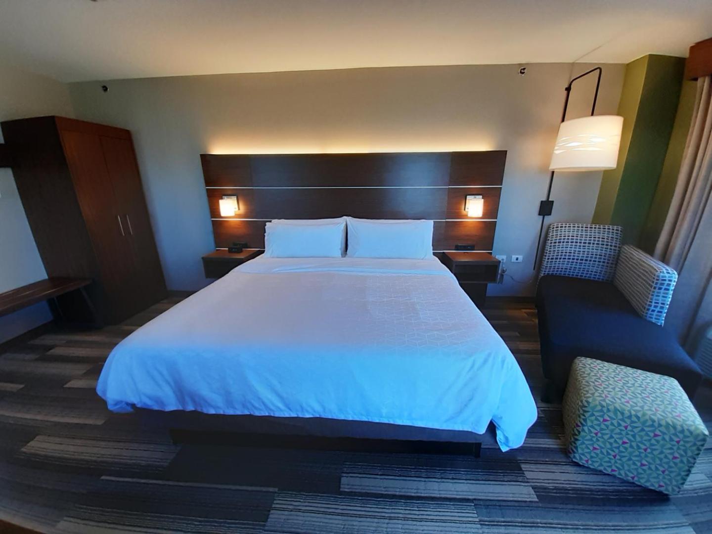 Holiday Inn Express & Suites Trincity Trinidad Airport