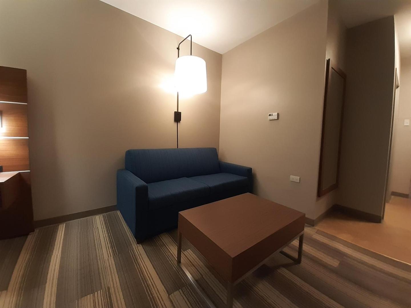 Holiday Inn Express & Suites Trincity Trinidad Airport