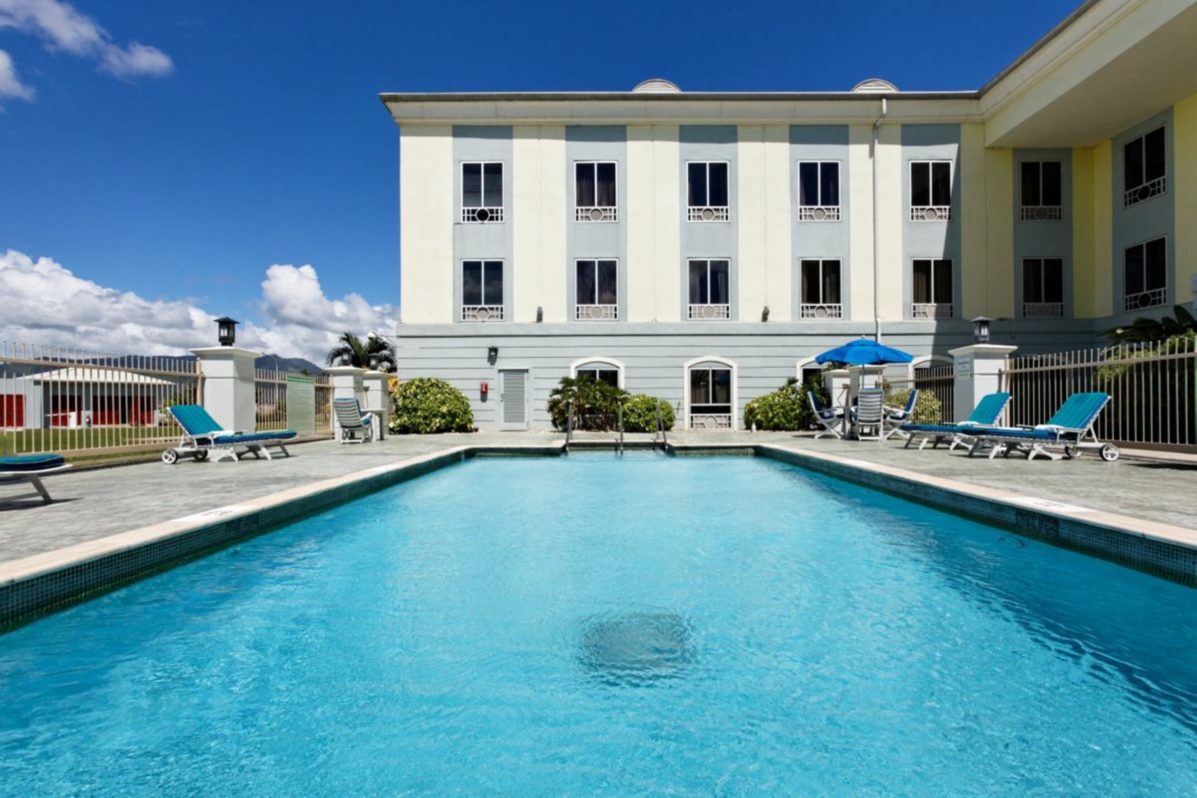Holiday Inn Express & Suites Trincity Trinidad Airport