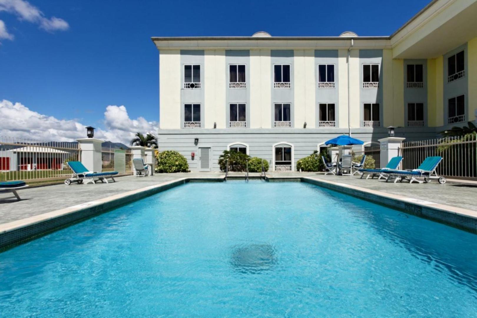 Holiday Inn Express & Suites Trincity Trinidad Airport