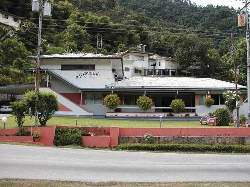 Moniques Guest House