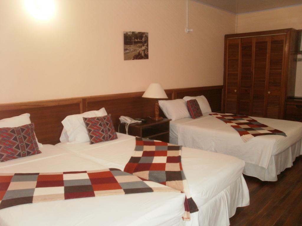 Moniques Guest House