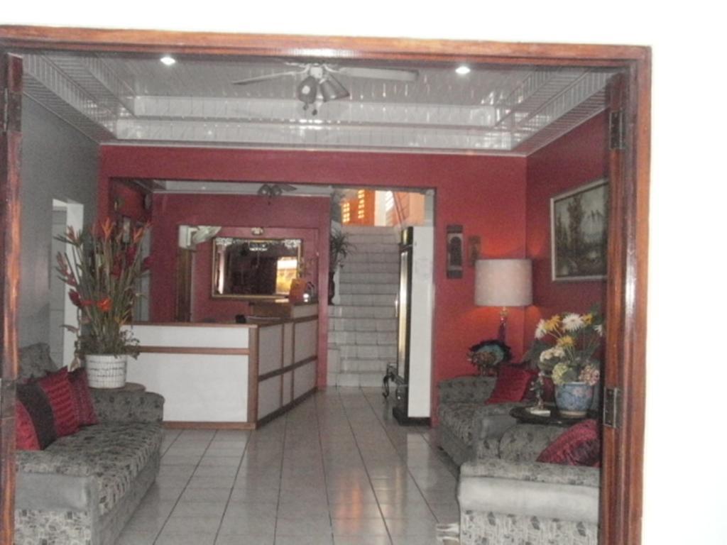 Moniques Guest House