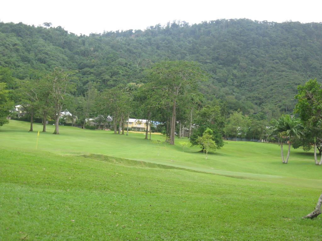 Moniques Guest House