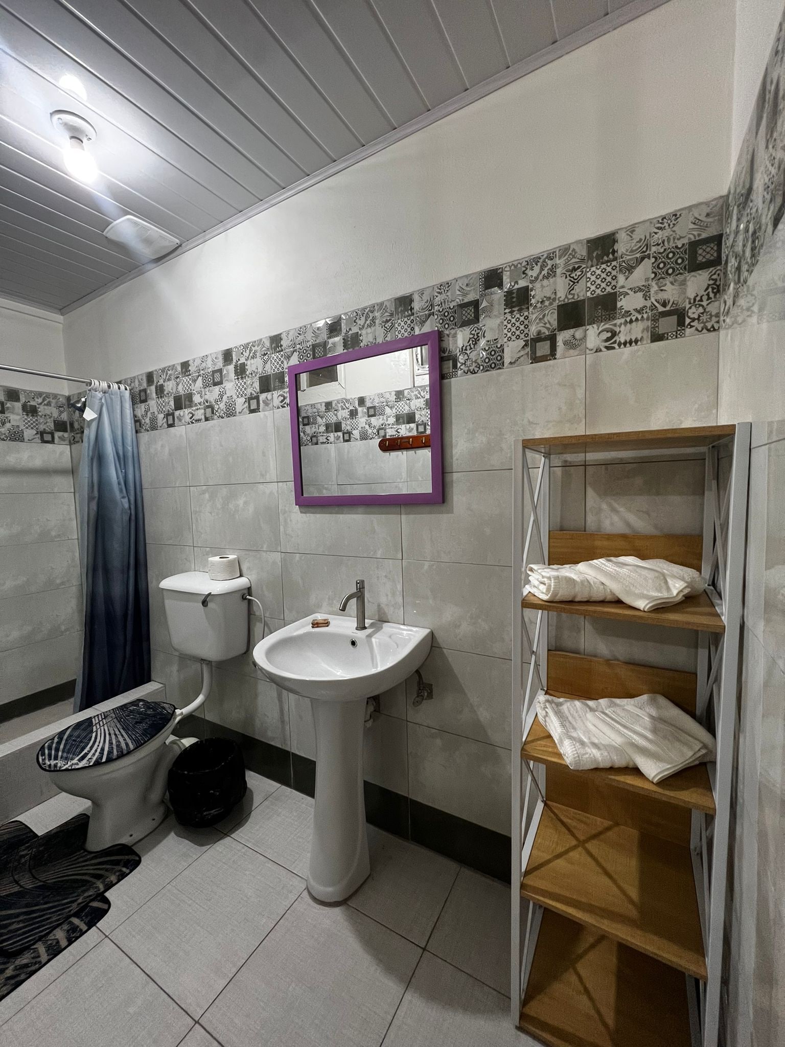 Queen's Comfort Inn