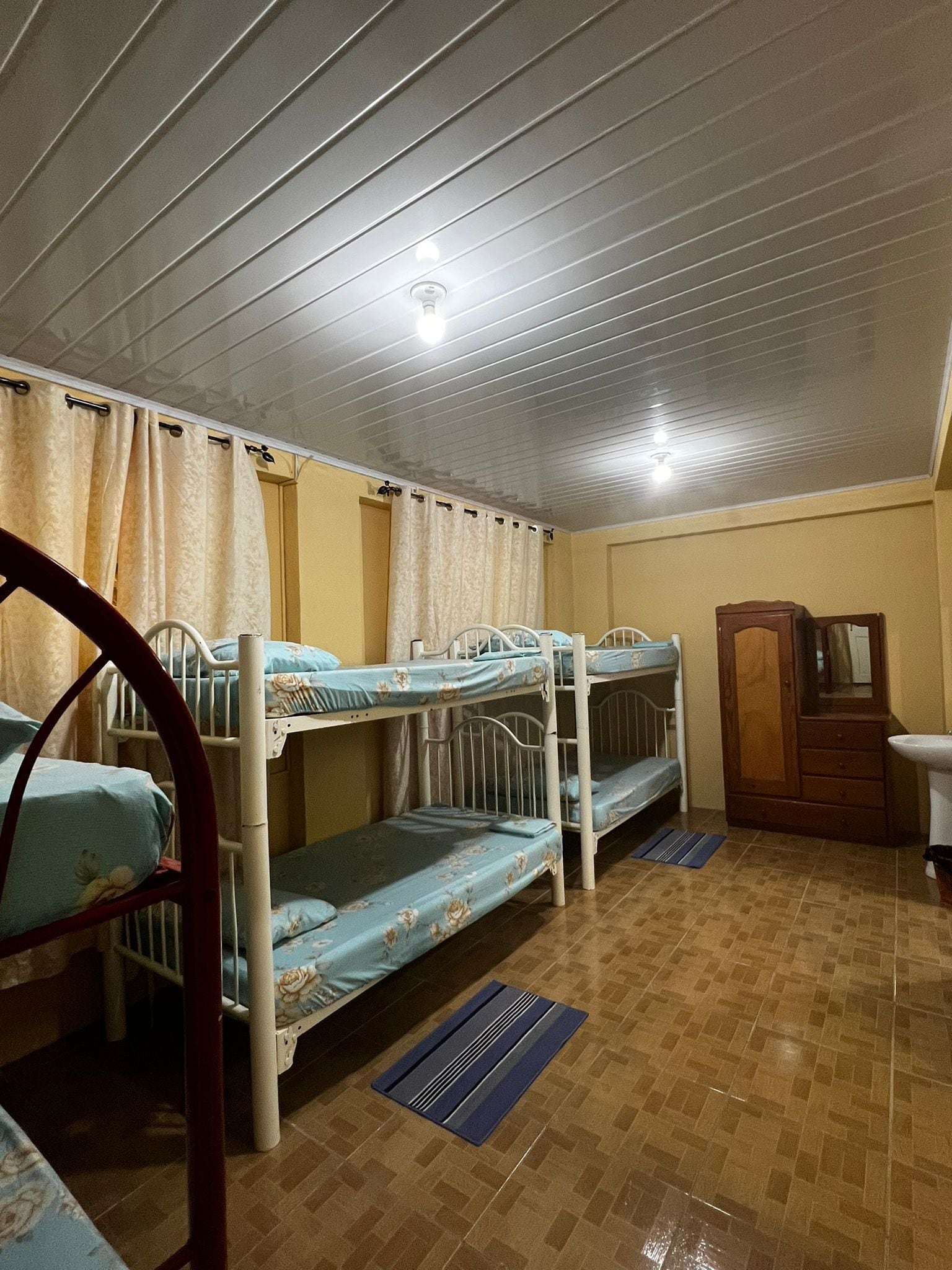 Queen's Comfort Inn