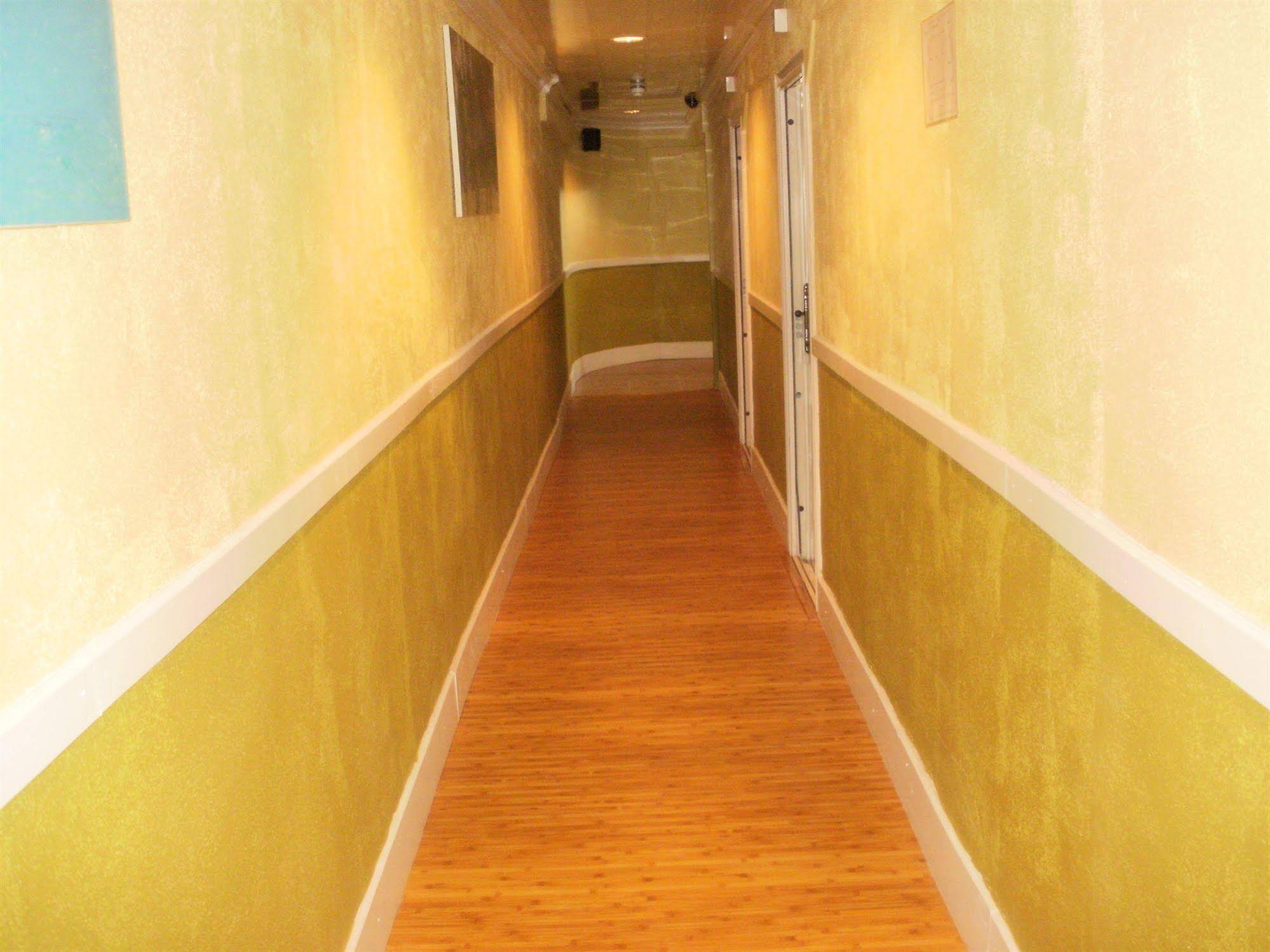 Innflight Suites