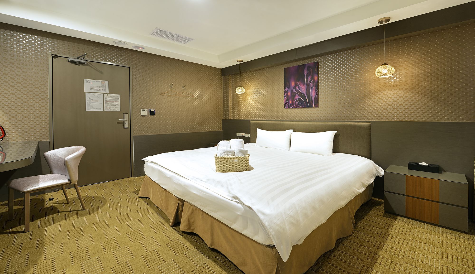 IN99 Hotel