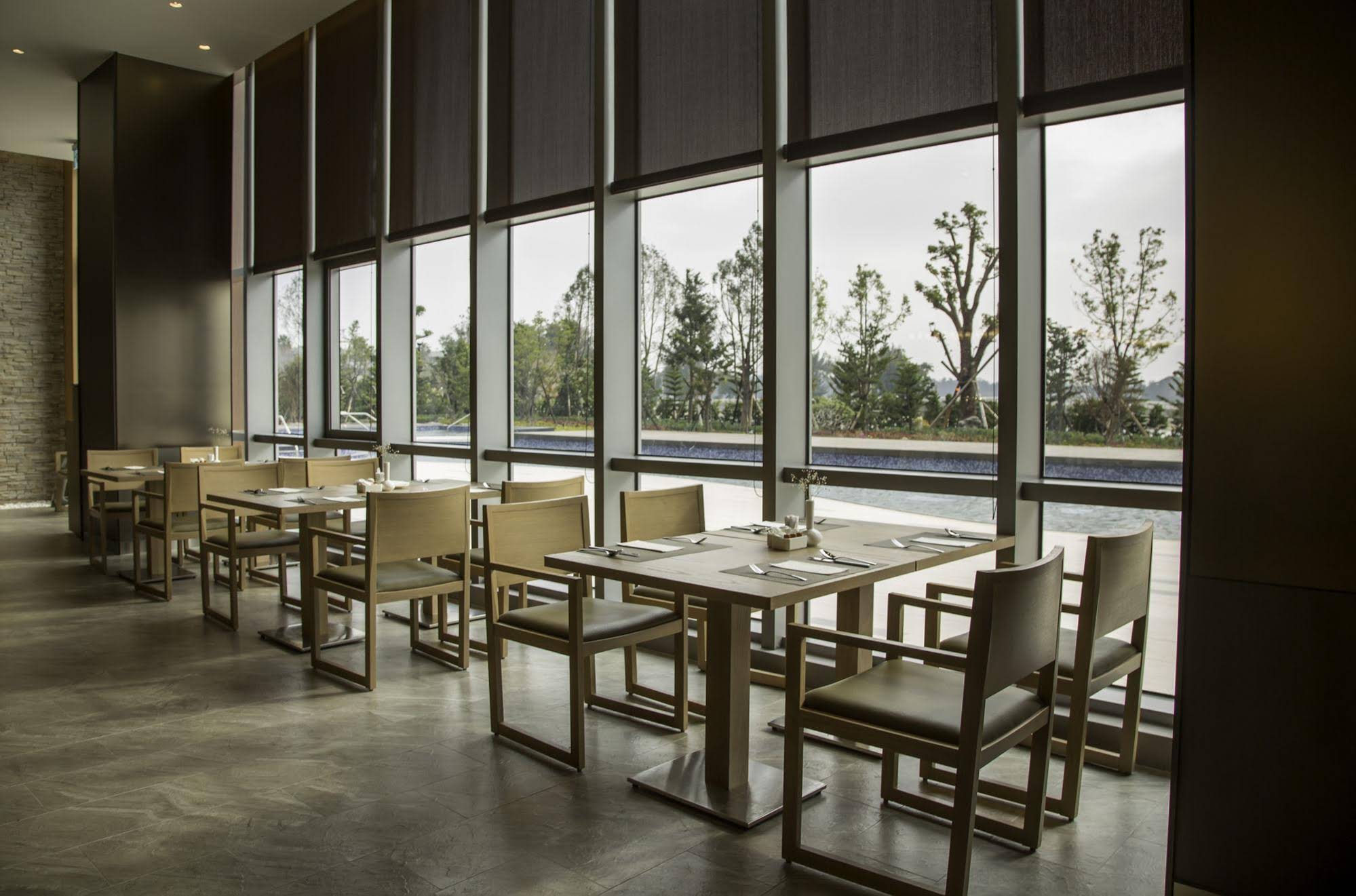 Everrich Golden Lake Hotel