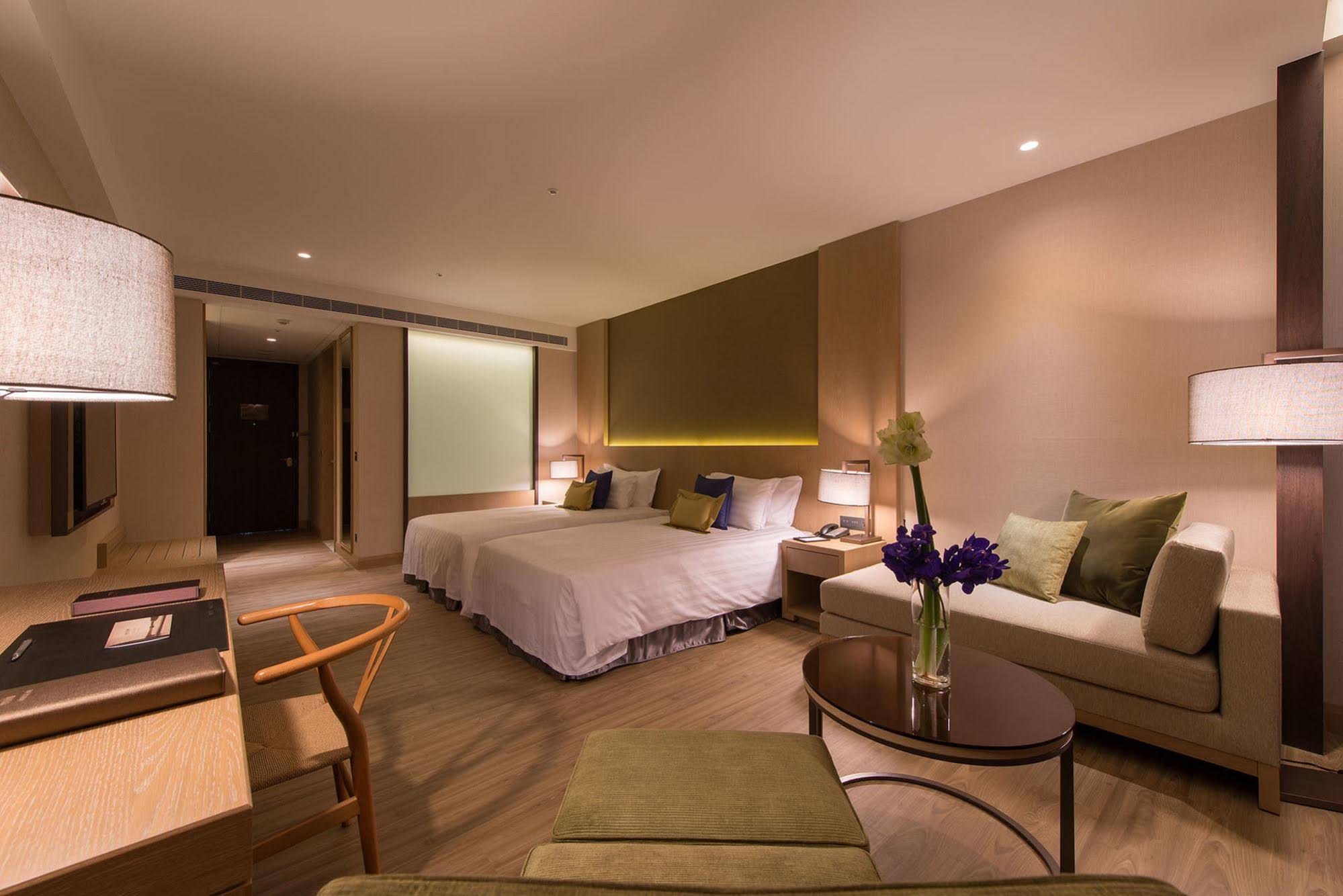 Everrich Golden Lake Hotel