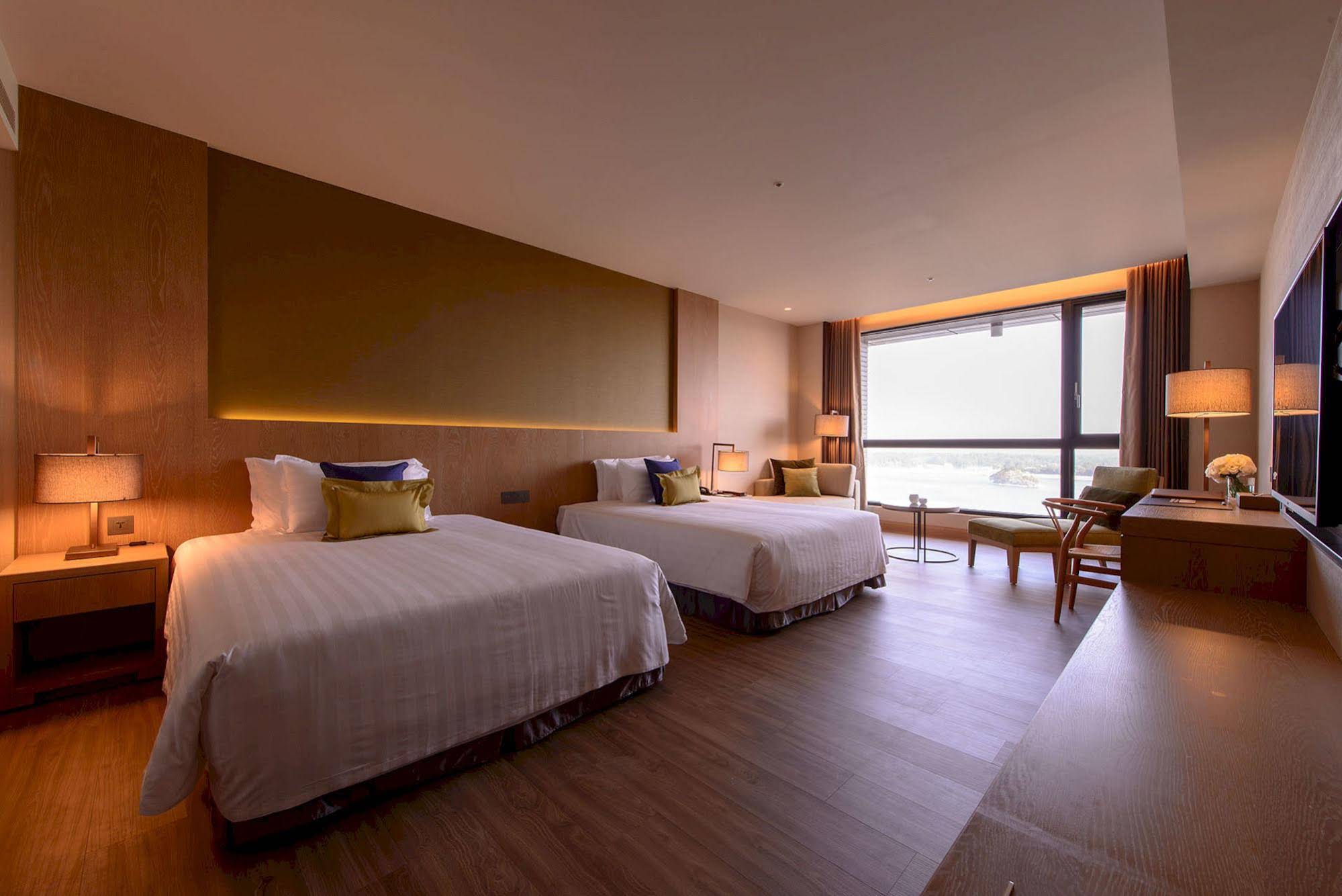 Everrich Golden Lake Hotel