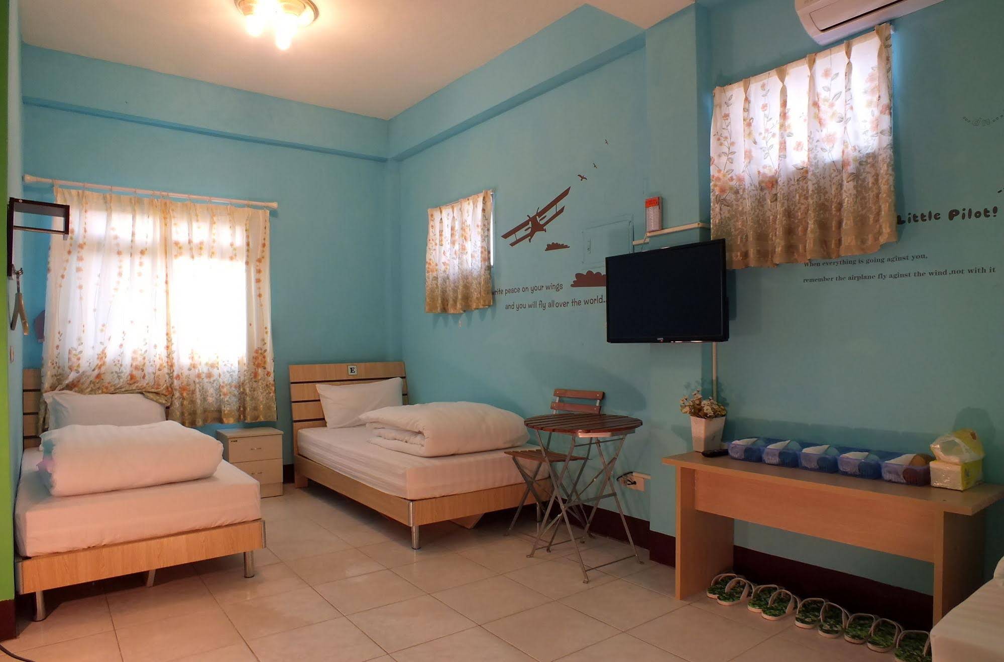 Single Flight Backpackers