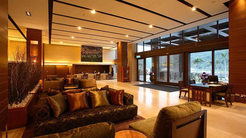Hoya Hot Springs Resort & Spa