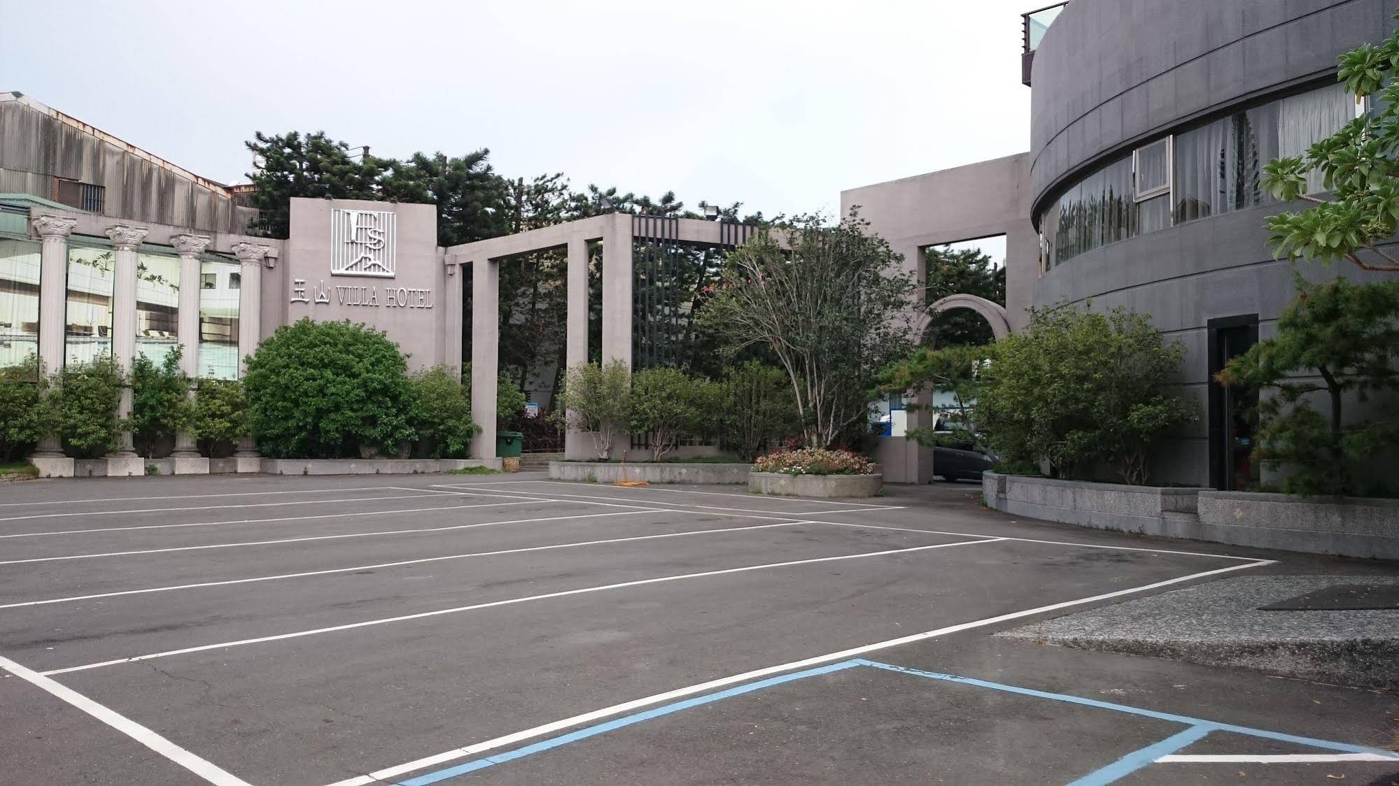 E Sun Villa