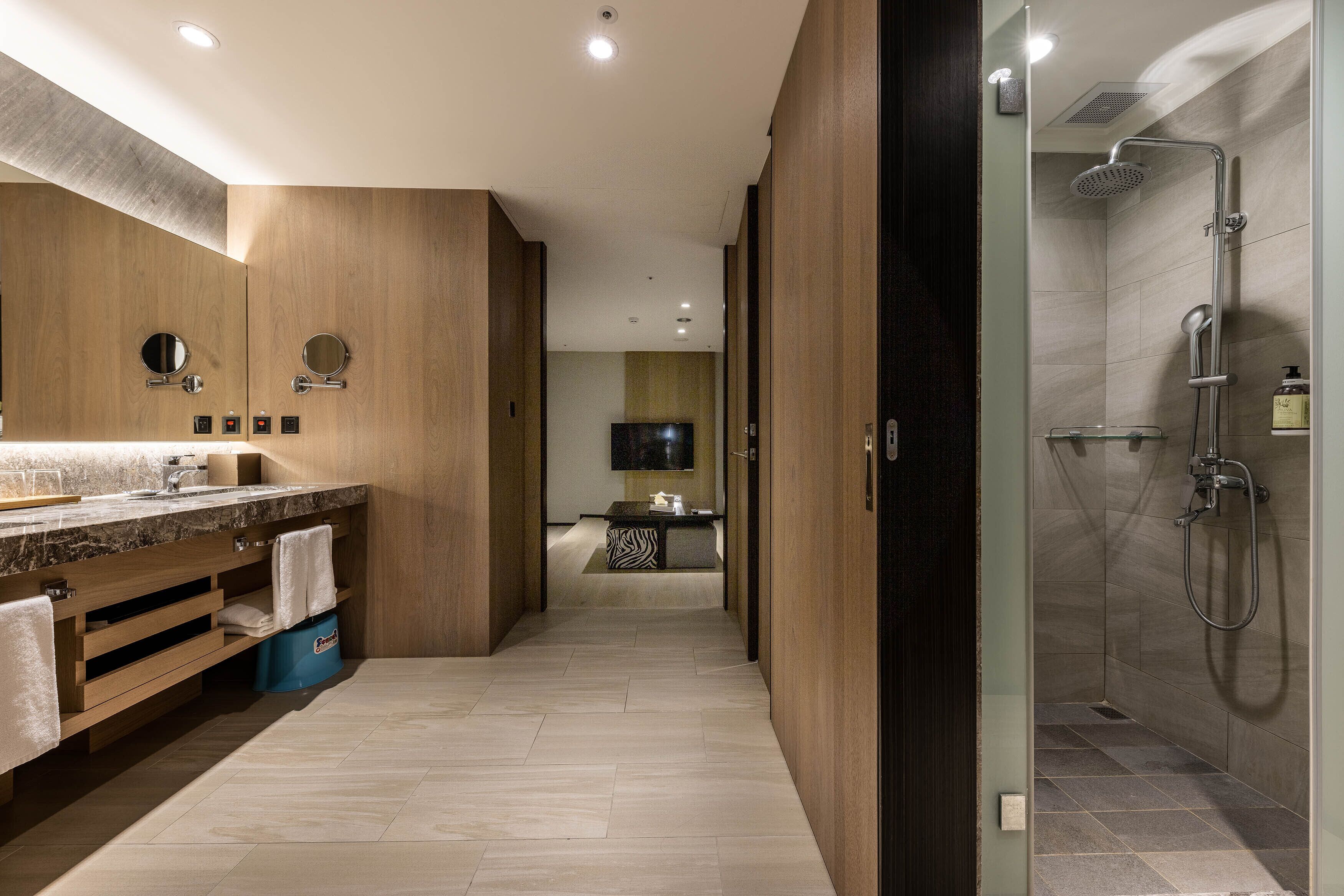 Hsin Hotel