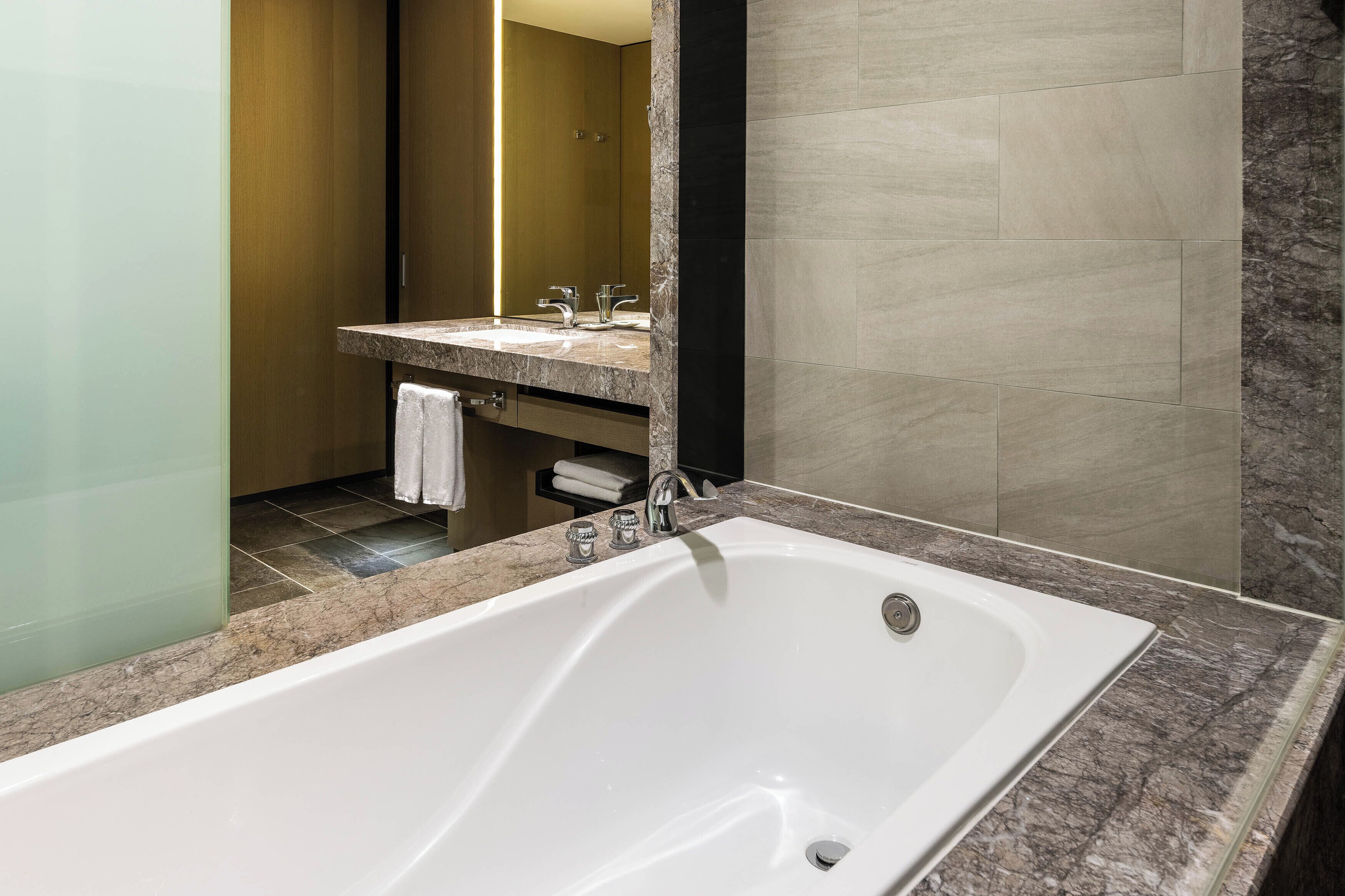 Hsin Hotel